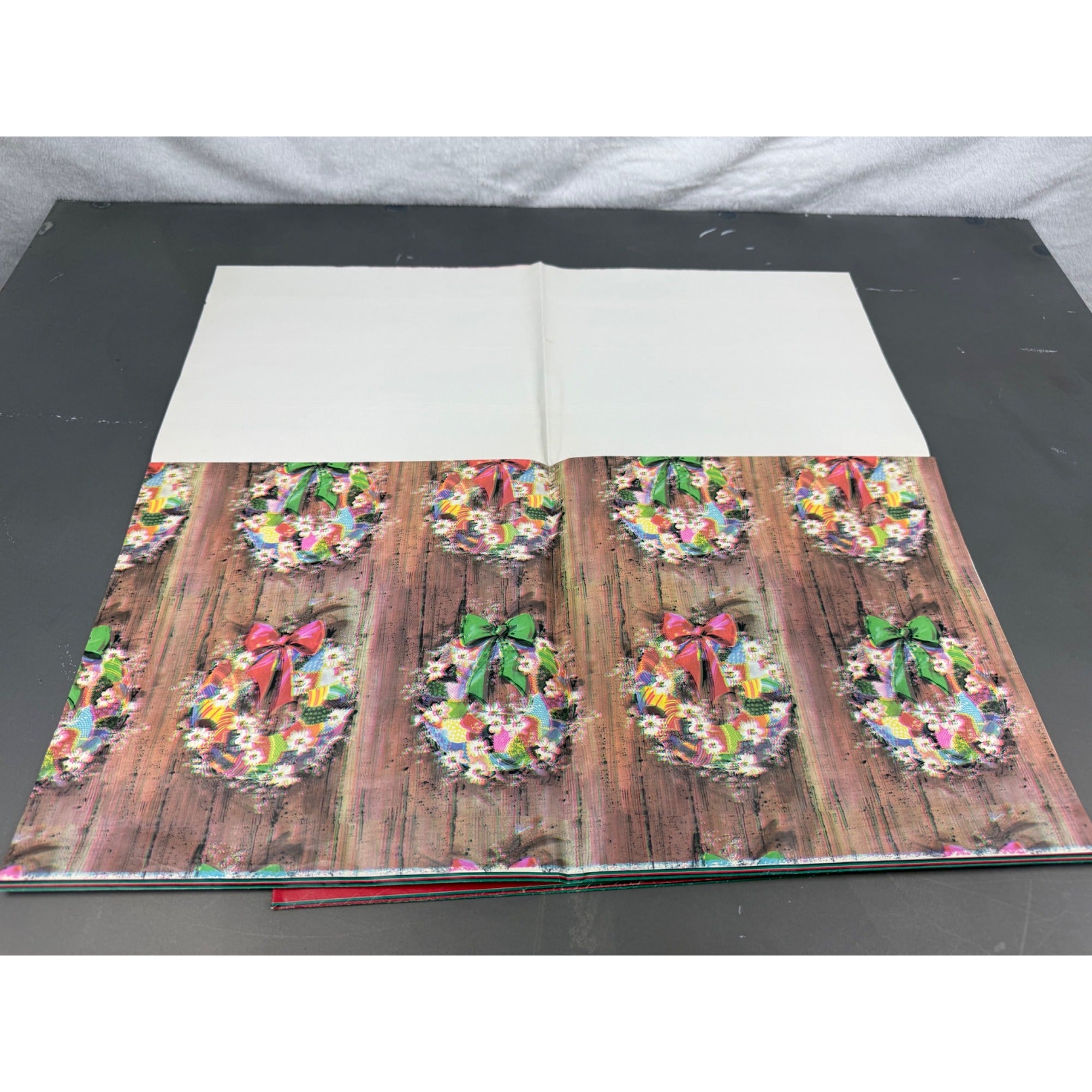 Set of 2 vintage  Christmas wrapping paper with 2 different designs