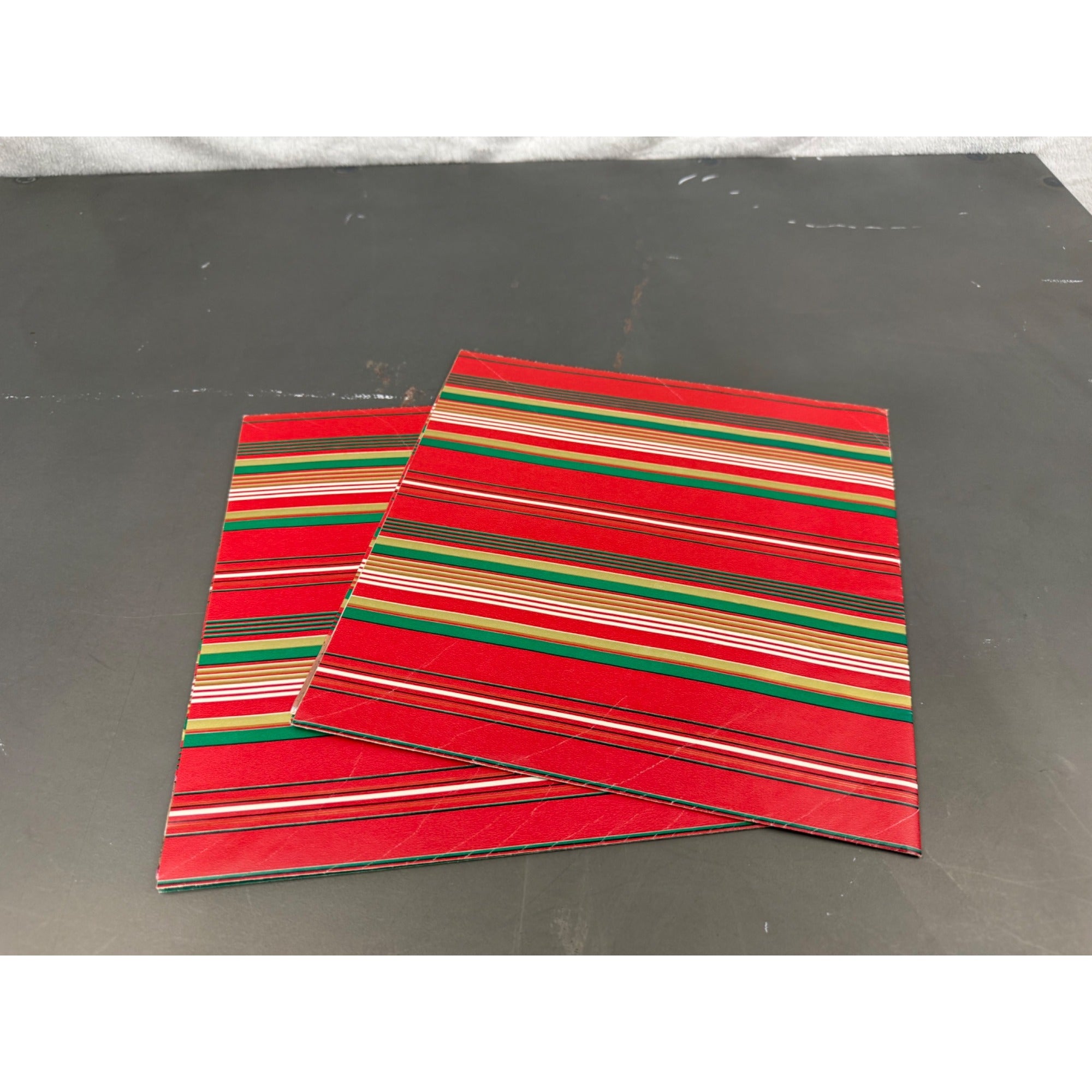 Set of 2 vintage  Christmas wrapping paper with 2 different designs