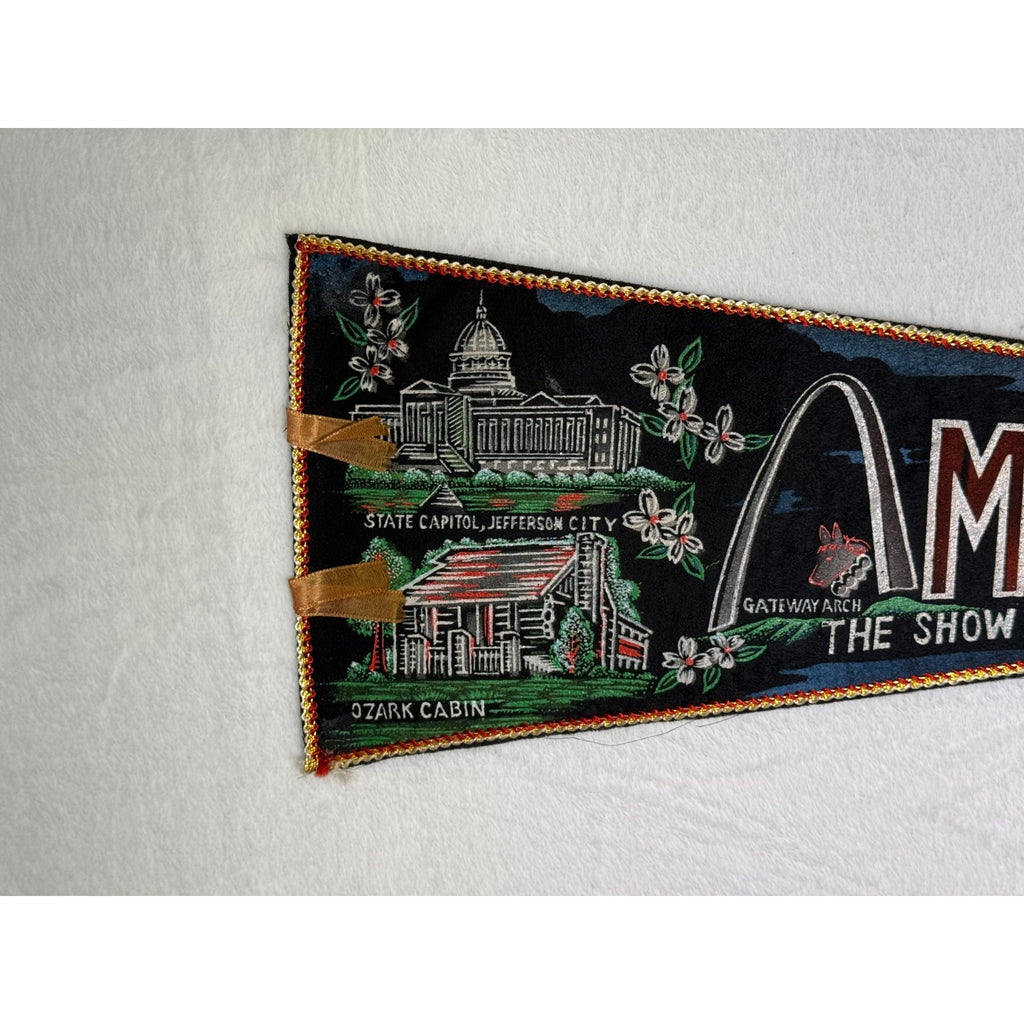 Vintage Missouri State "The Show Me Sate" pennant Made in Japan