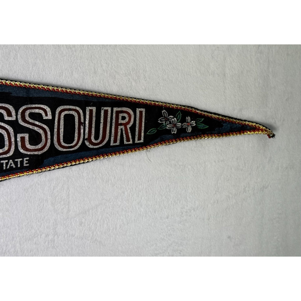 Vintage Missouri State "The Show Me Sate" pennant Made in Japan