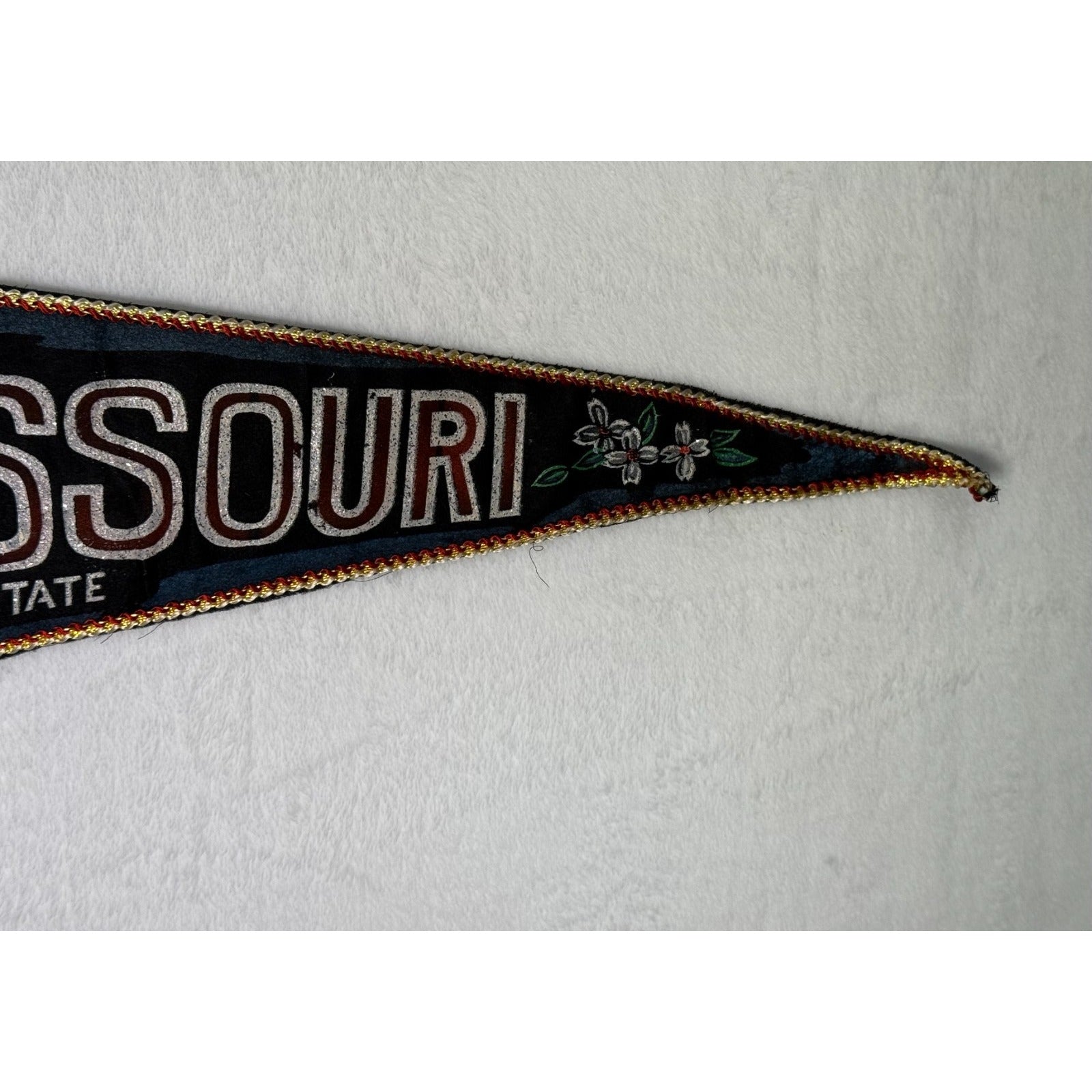 Vintage Missouri State "The Show Me Sate" pennant Made in Japan