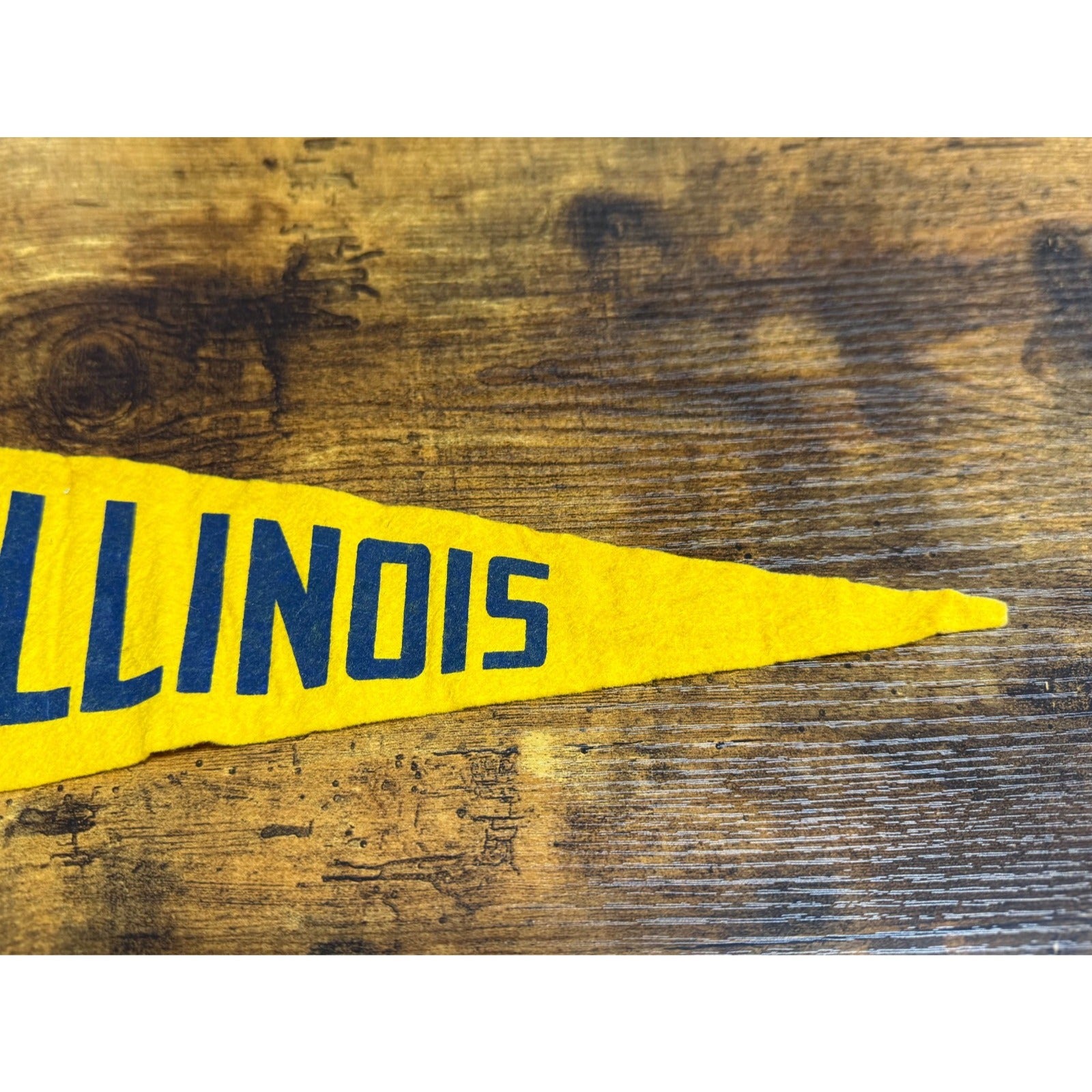 Vintage Illinois State pennant Home Of Lincoln