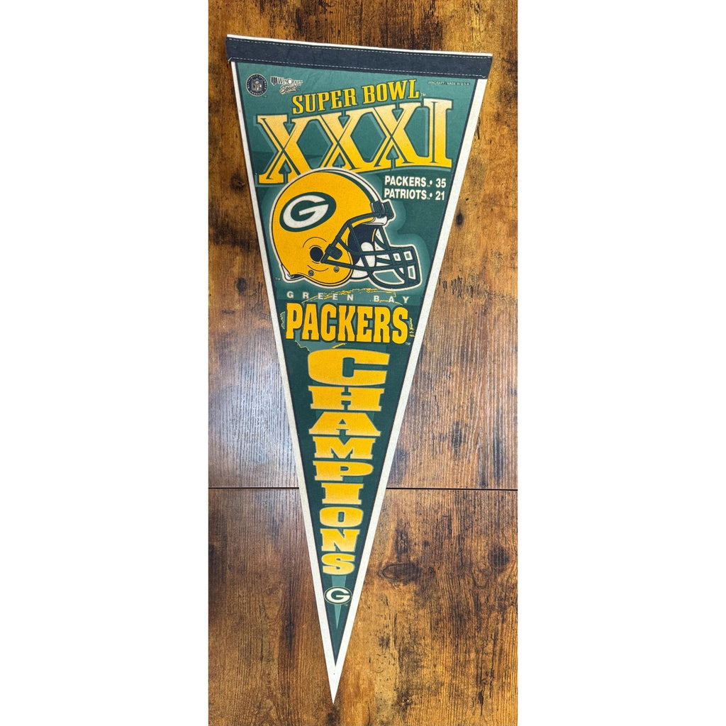 Vintage 90’s NFL Green Bay Packers Pennant Flag Super Bowl XXXI Champions