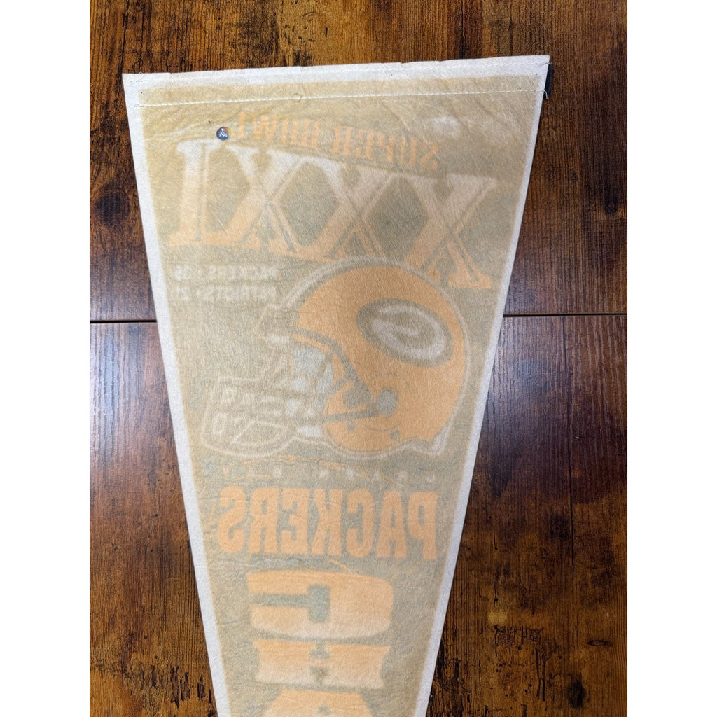 Vintage 90’s NFL Green Bay Packers Pennant Flag Super Bowl XXXI Champions