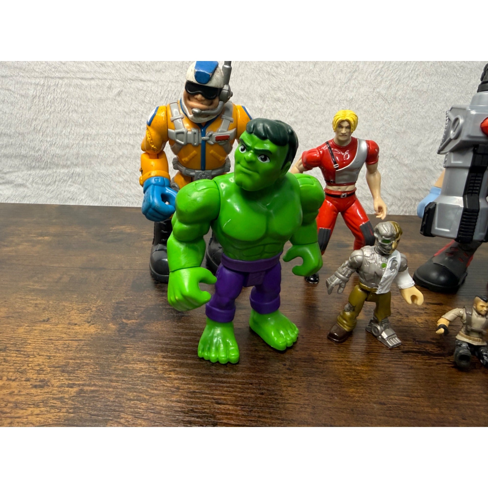 Marvel & Action Hero Lot - Hulk & Assorted Figures - Mixed Sizes