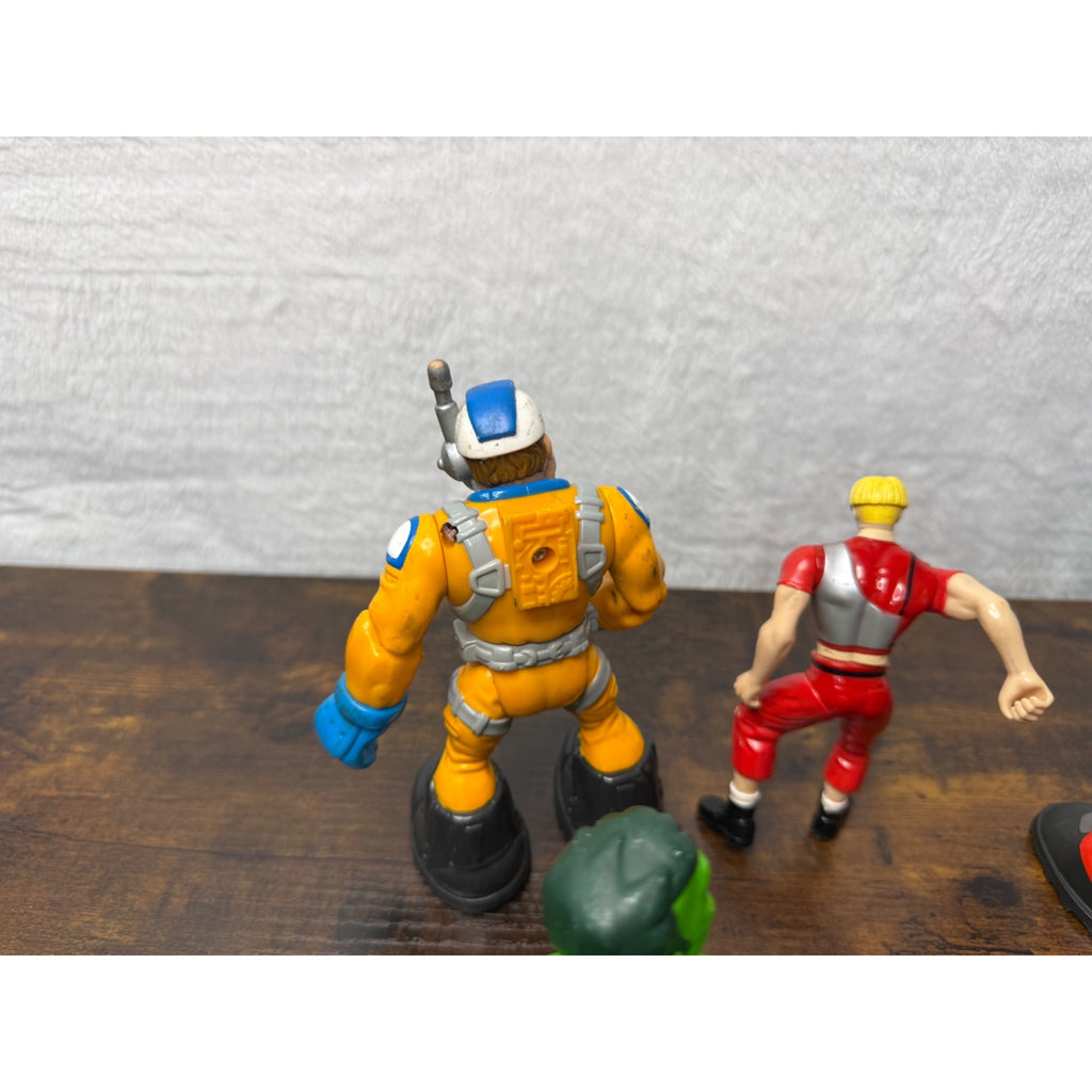 Marvel & Action Hero Lot - Hulk & Assorted Figures - Mixed Sizes