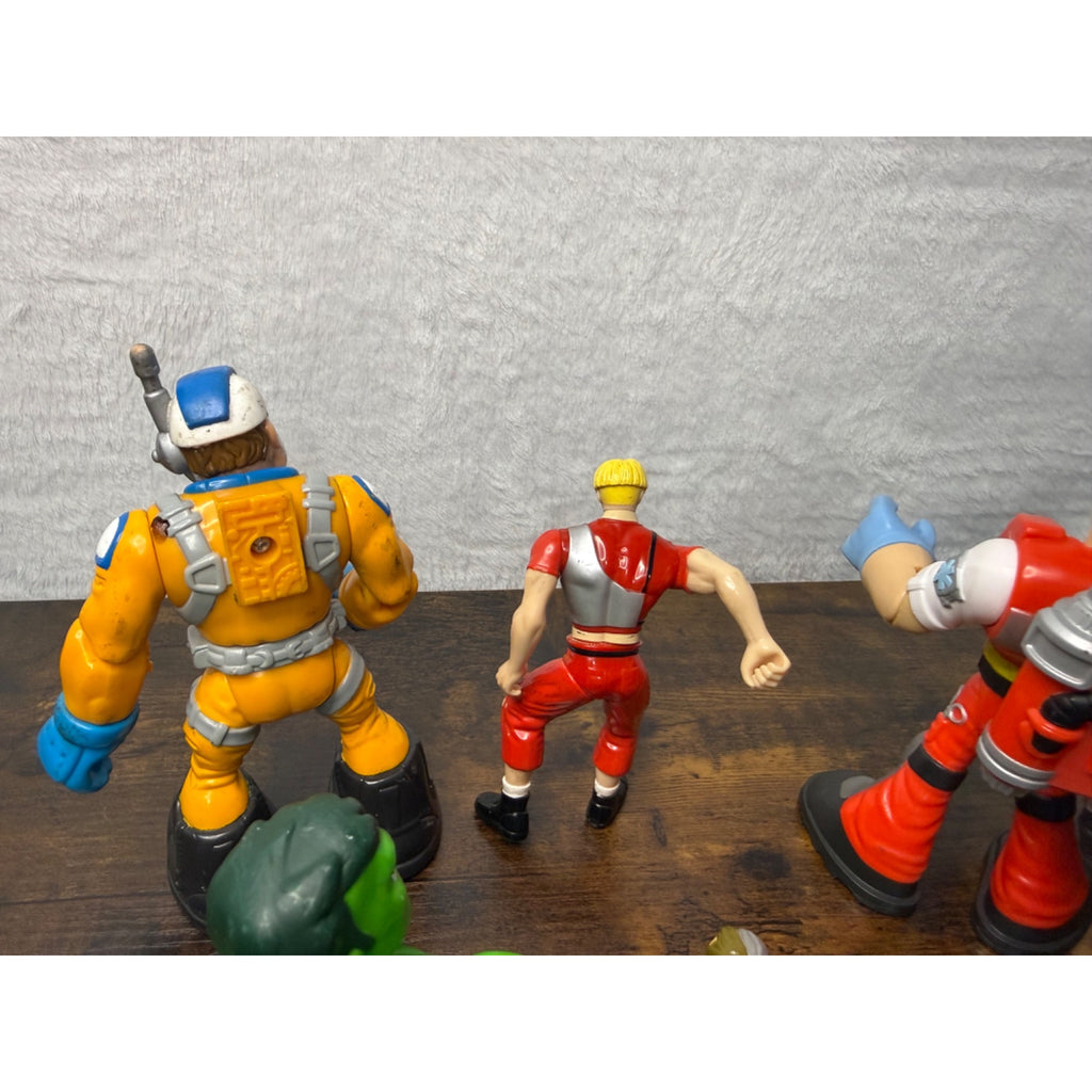 Marvel & Action Hero Lot - Hulk & Assorted Figures - Mixed Sizes
