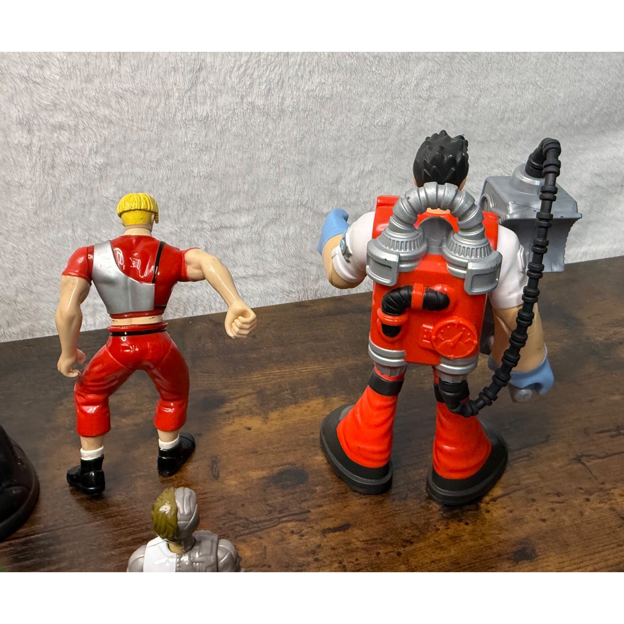 Marvel & Action Hero Lot - Hulk & Assorted Figures - Mixed Sizes