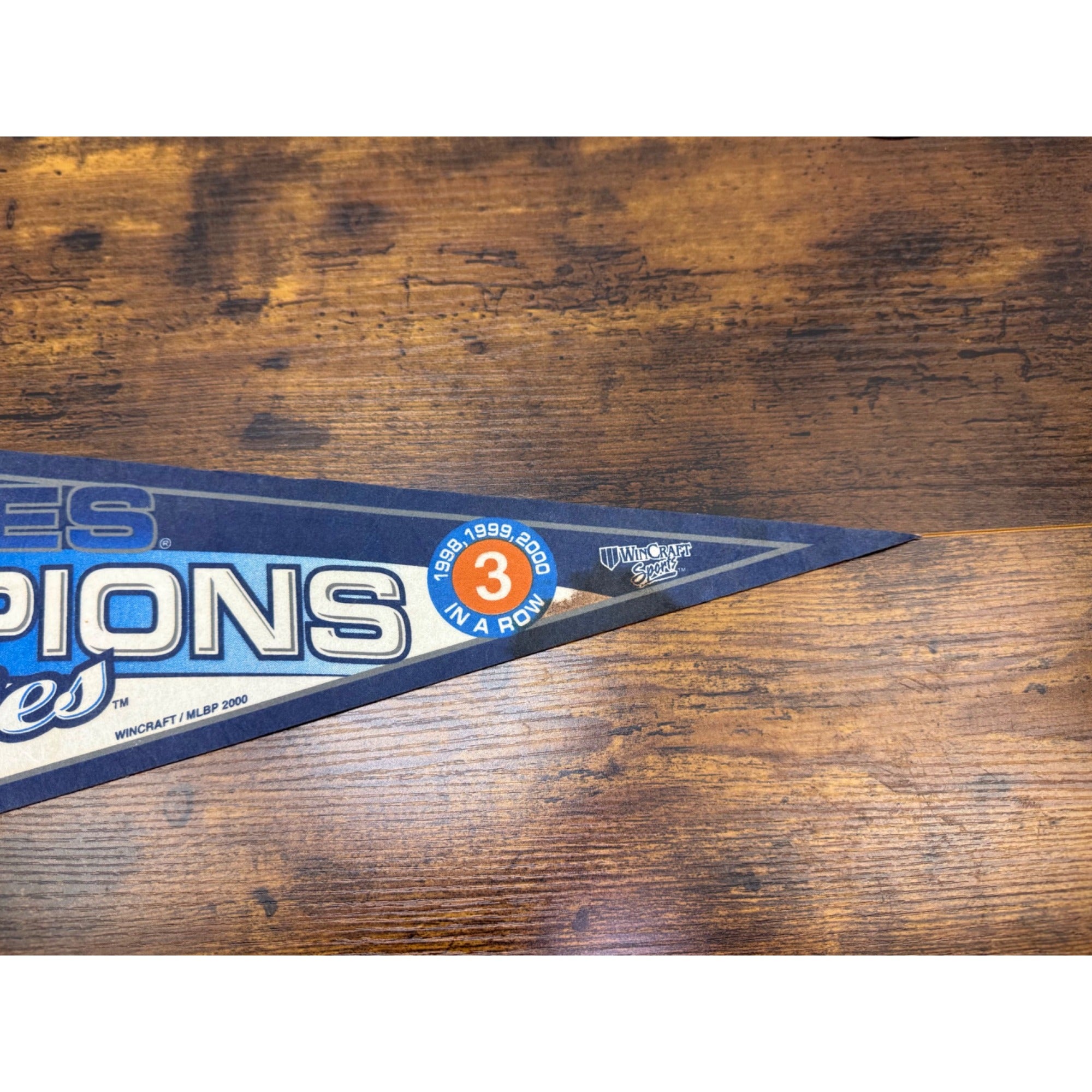 New York Yankees 2000 World Series Champions Subway Series Pennant 29.5 inches