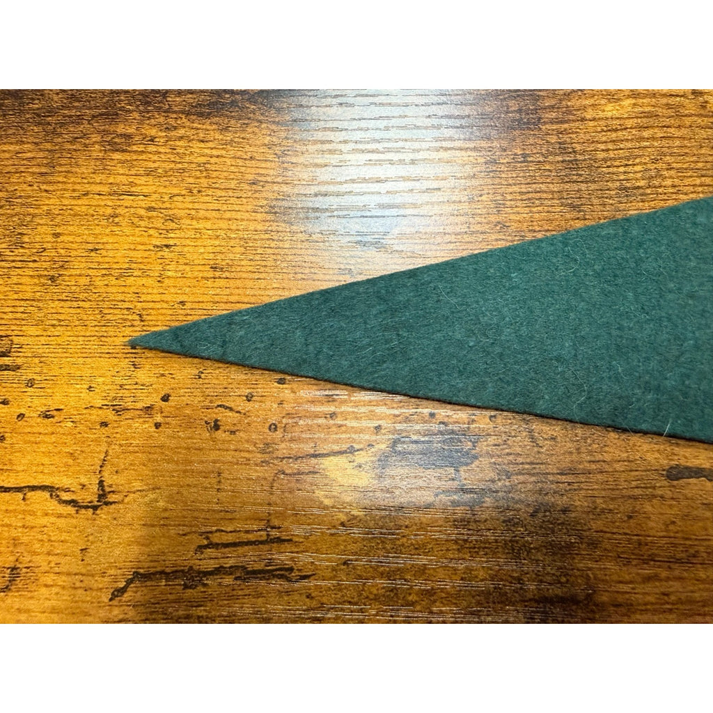 Vintage Wildlife Exhibit Crawford Notch, N.H. mini pennant