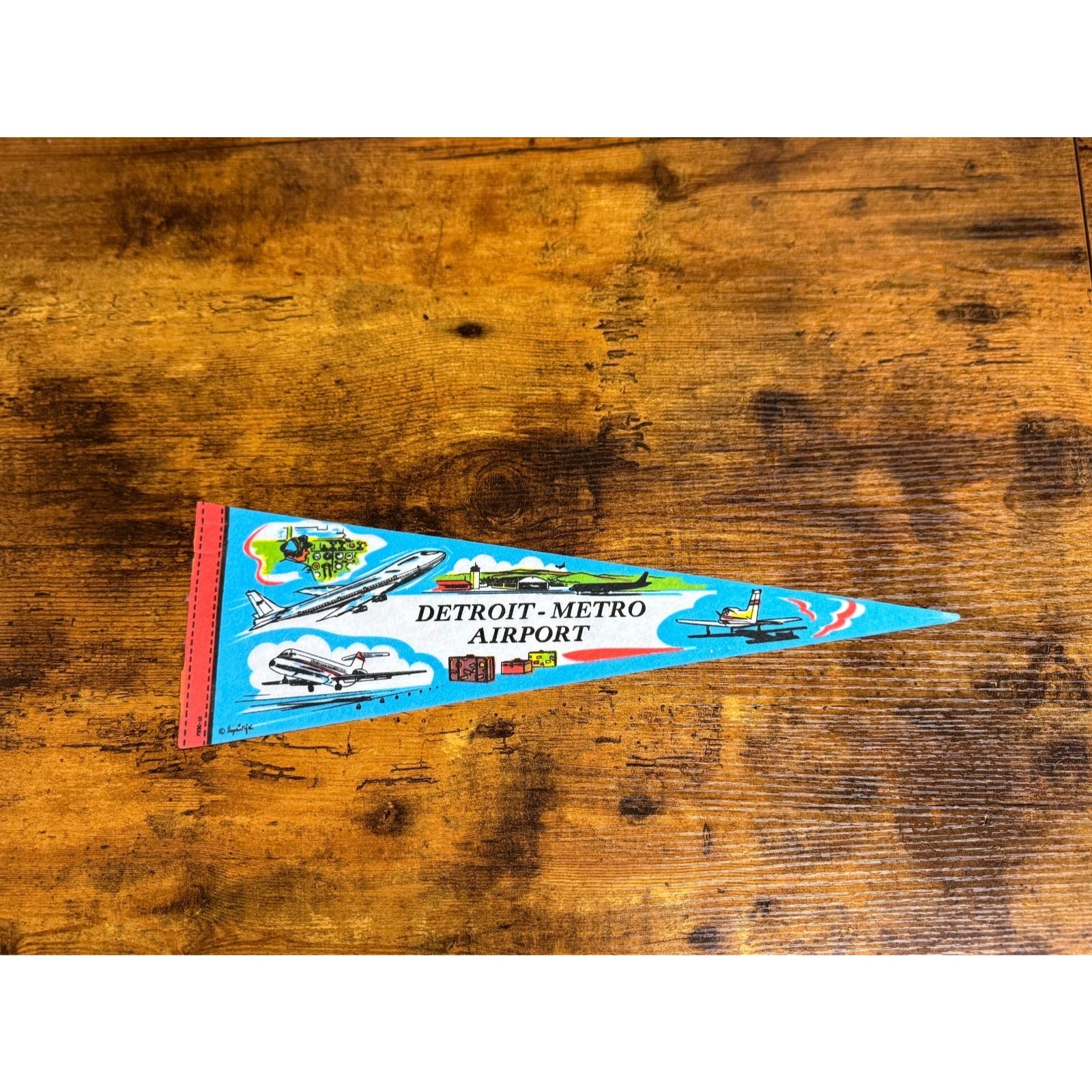 Vintage Detroit-Metro Airport pennant