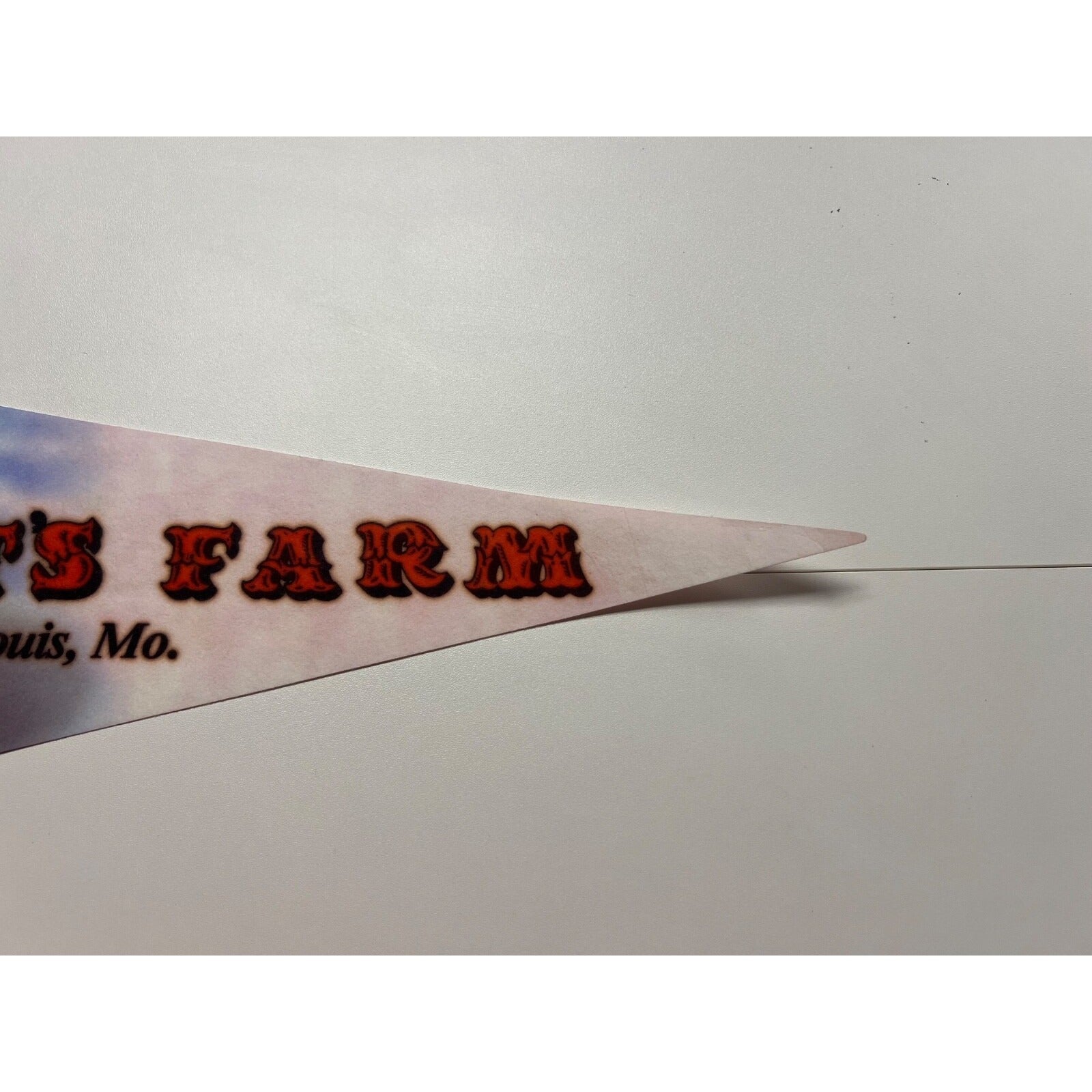 Vintage 30” Felt Pennant 1970’s - Grant’s Farm St. Louis, MO - Clydesdale Horses