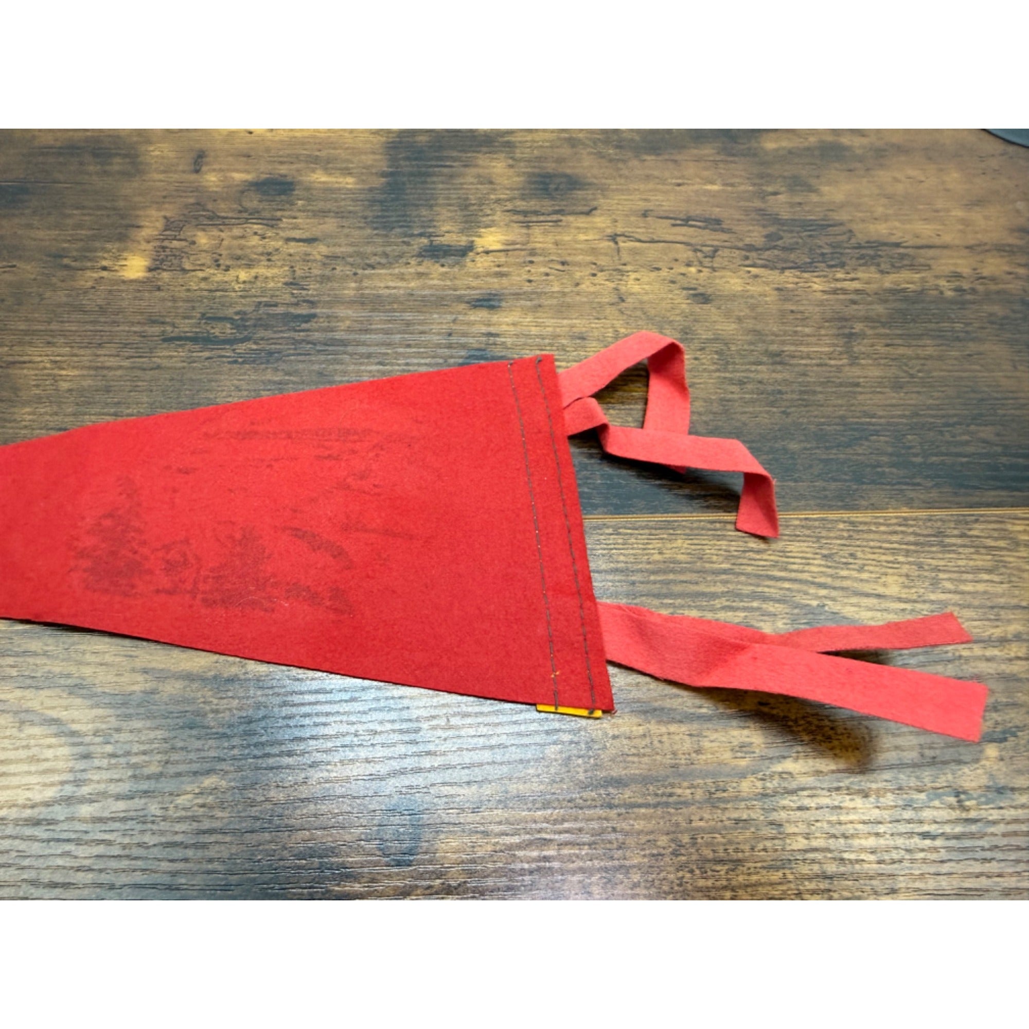 Vintage Seattle Washington Souvenir Felt Pennant - Scenic Artwork - 12 inches