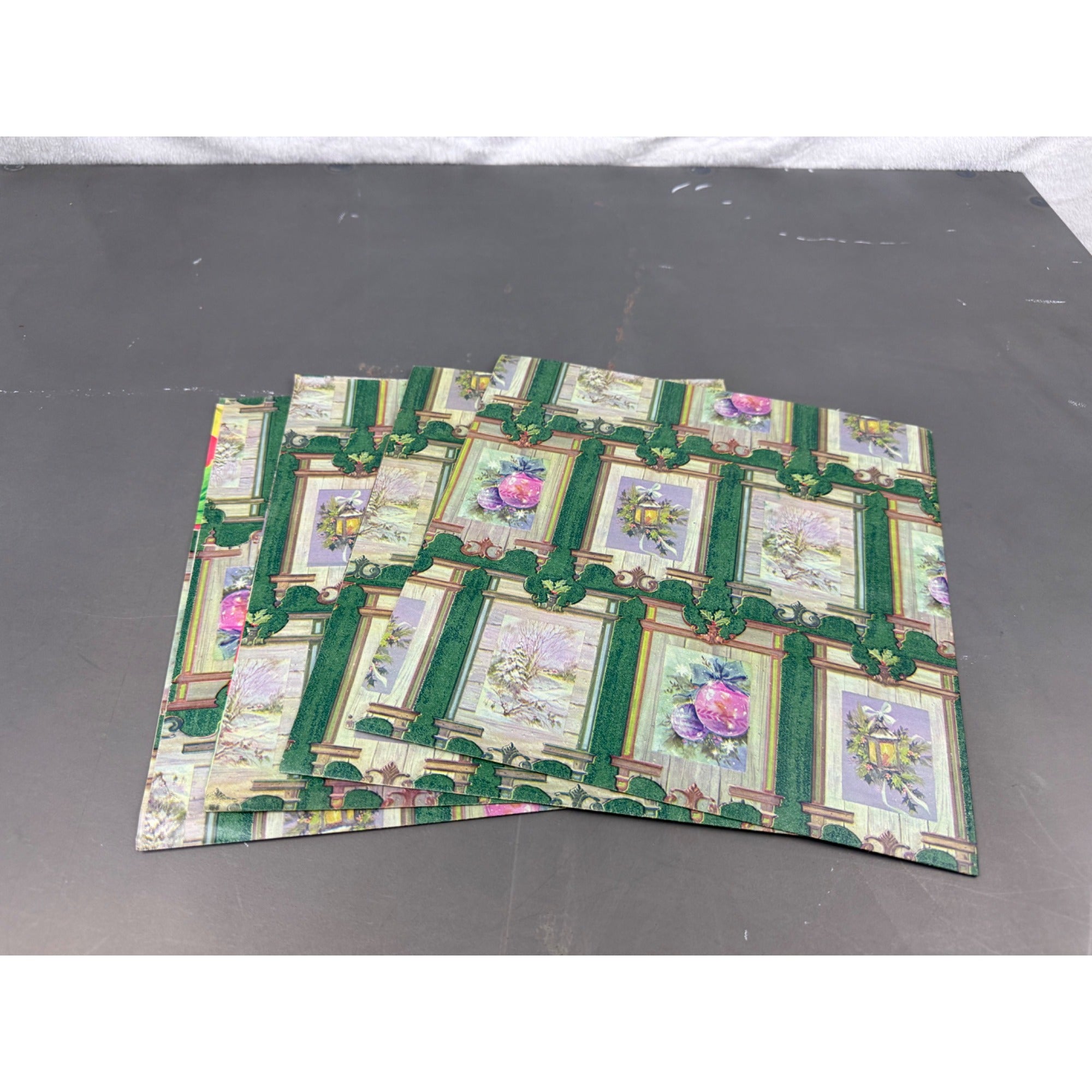 Set of 3 vintage Christmas wrapping paper with 2 different designs