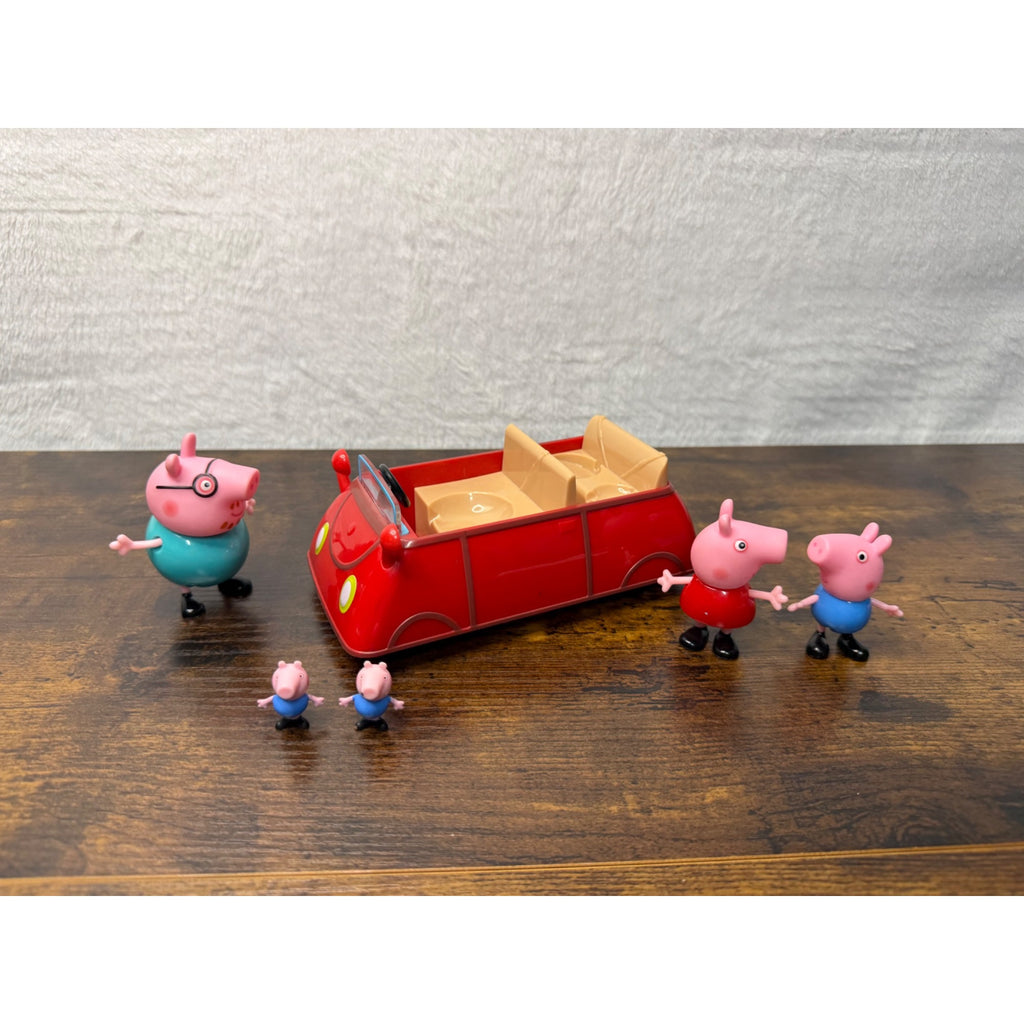 Peppa Pig Family Figure Set With Red Car Toy - Daddy Pig Peppa & George