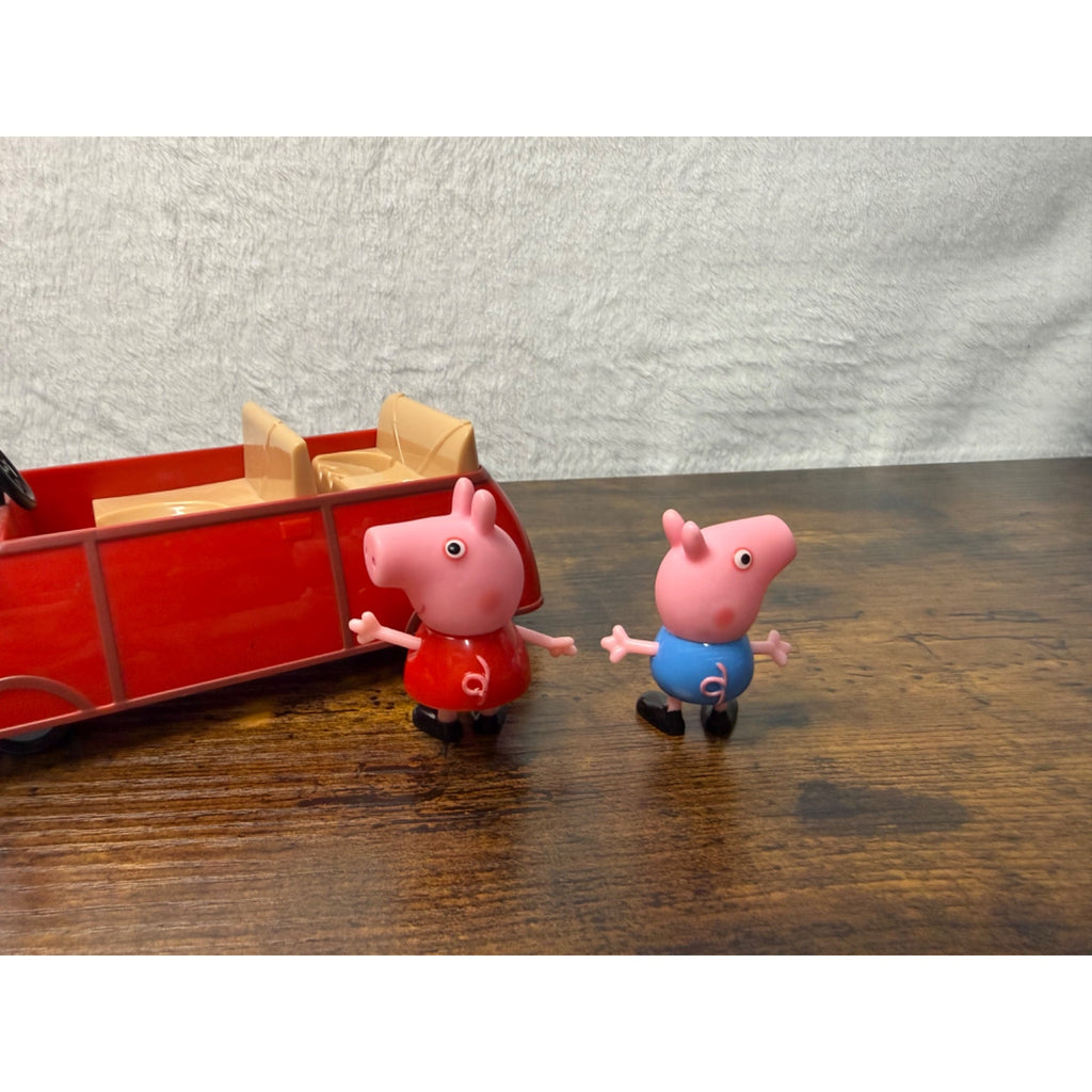 Peppa Pig Family Figure Set With Red Car Toy - Daddy Pig Peppa & George
