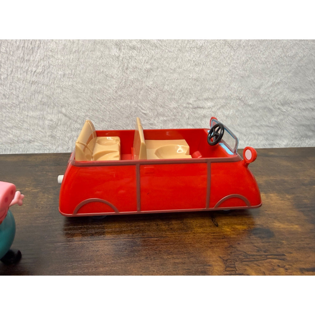 Peppa Pig Family Figure Set With Red Car Toy - Daddy Pig Peppa & George