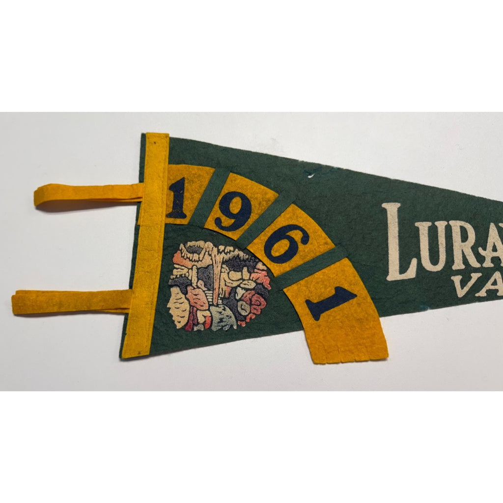 Vintage 1961 Luray Caverns, Va. pennant