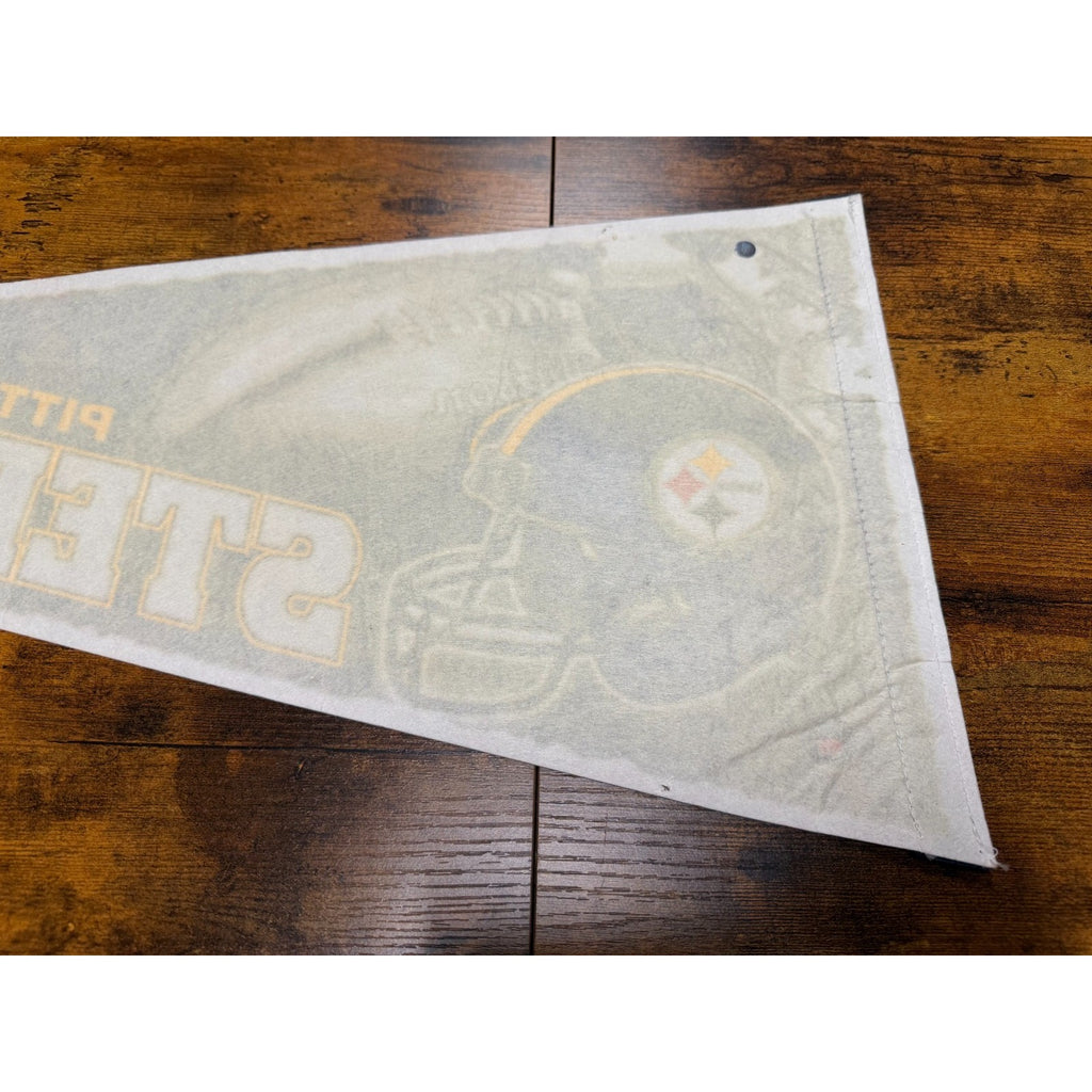 Vintage 90's Pittsburgh Steelers pennant