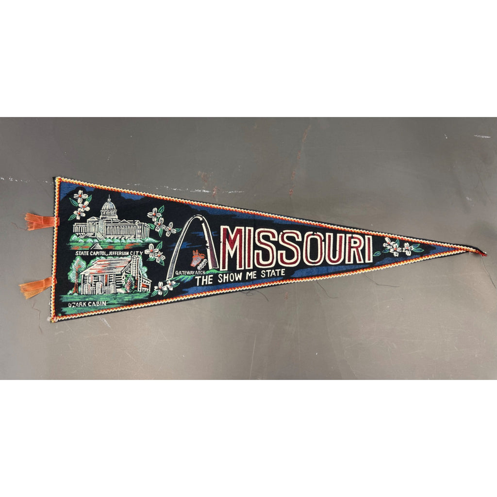 Vintage Missouri “The show me state” pennant made in Japan