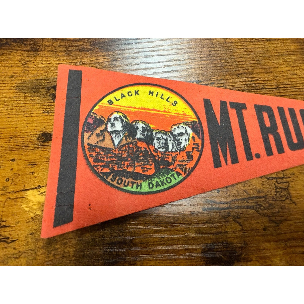 Vintage Mt. Rushmore Black Hills, South Dakota mini pennant