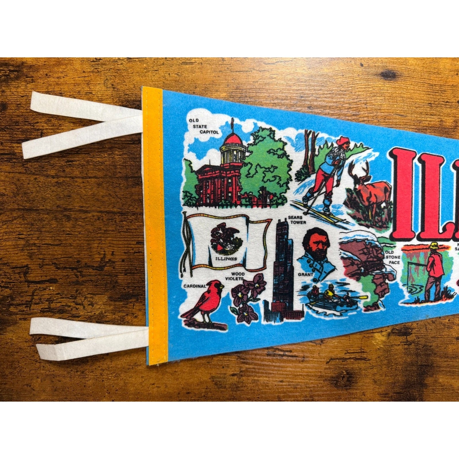 Vintage Illinois state pennant