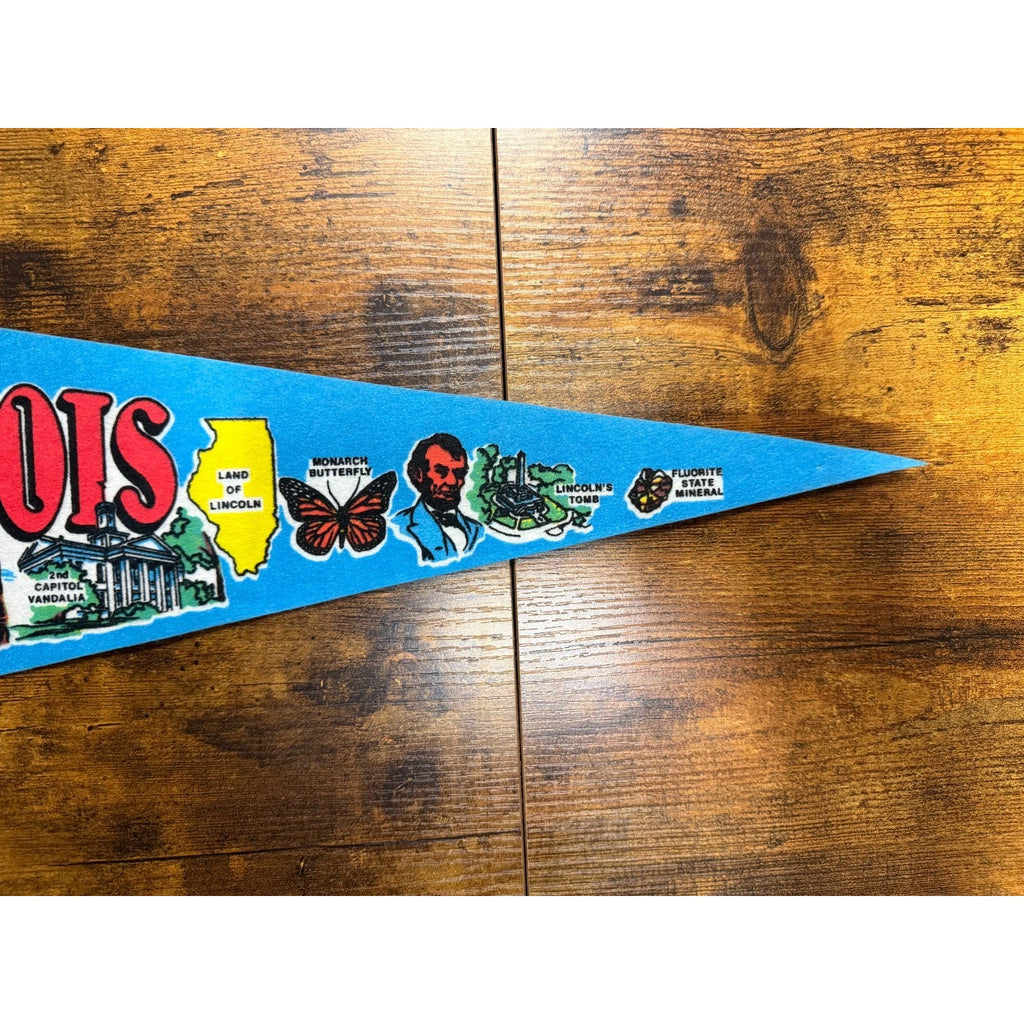 Vintage Illinois state pennant