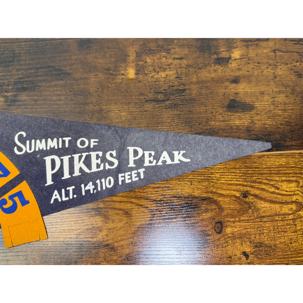Vintage 1975 Pikes Peak Summit Felt Pennant Altitude 14110 Feet