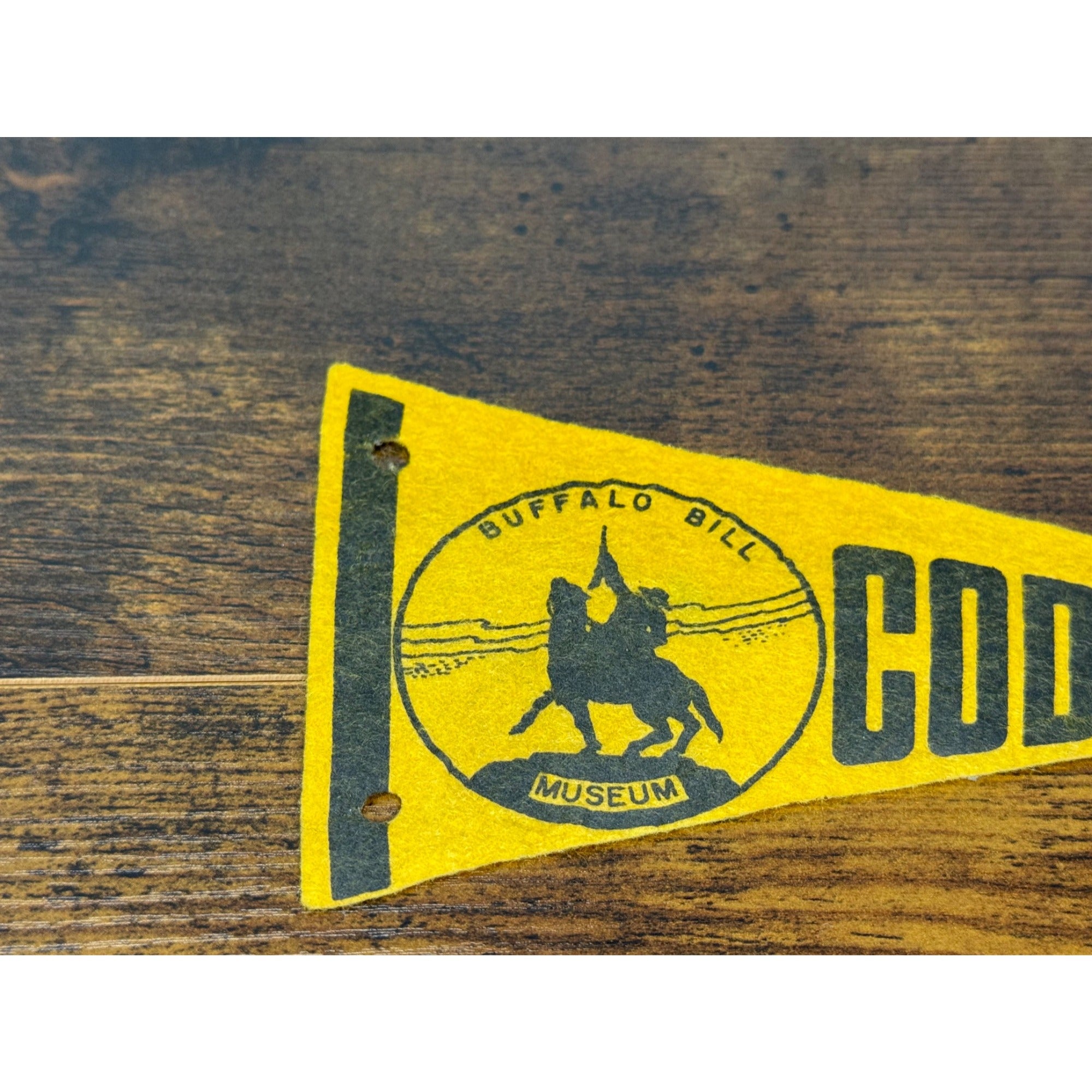 Vintage Buffalo Bill Museum Felt Pennant Cody Wyoming Western Memorabilia Yellow