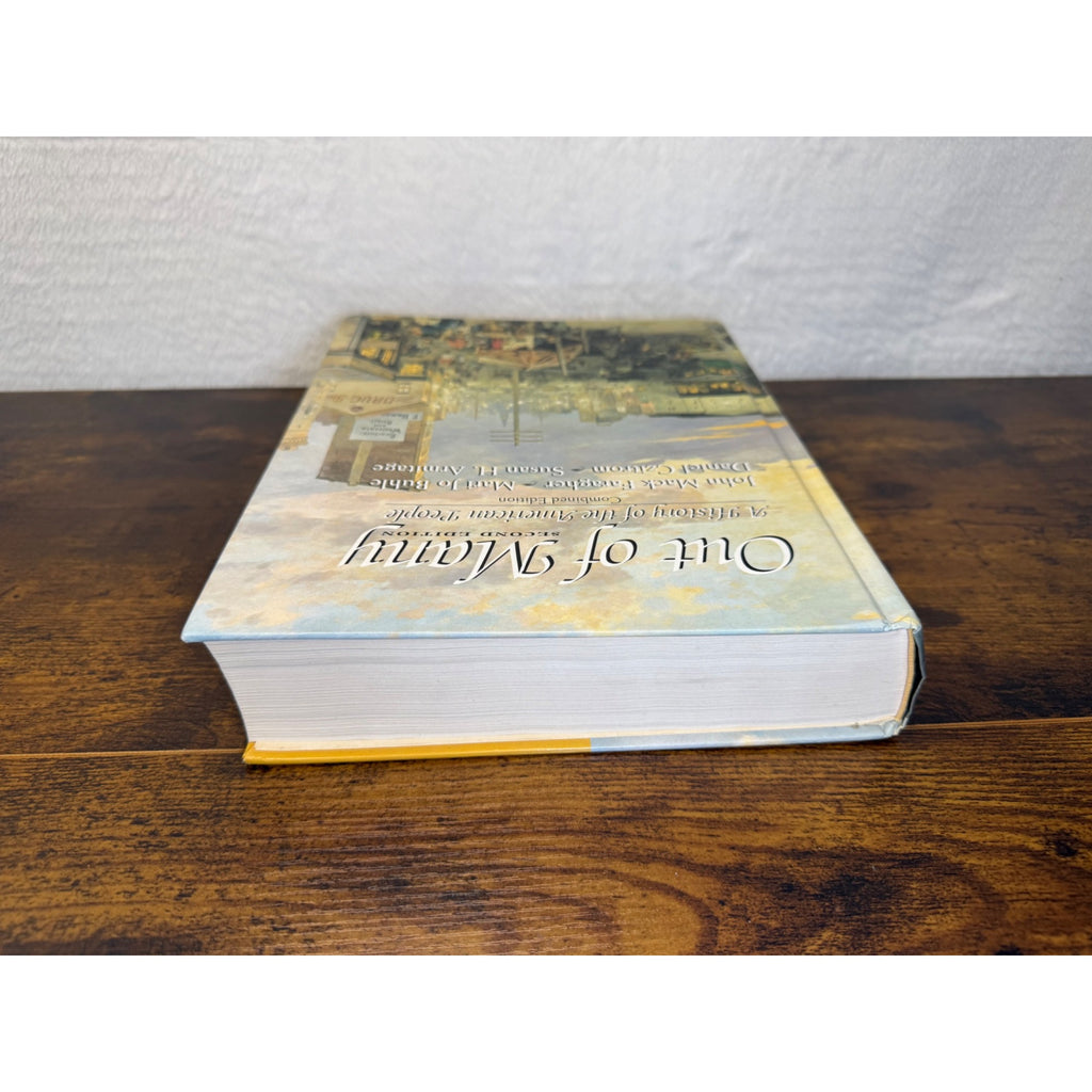 Out Of Many: A History Of The American People Second Edition Hardcover