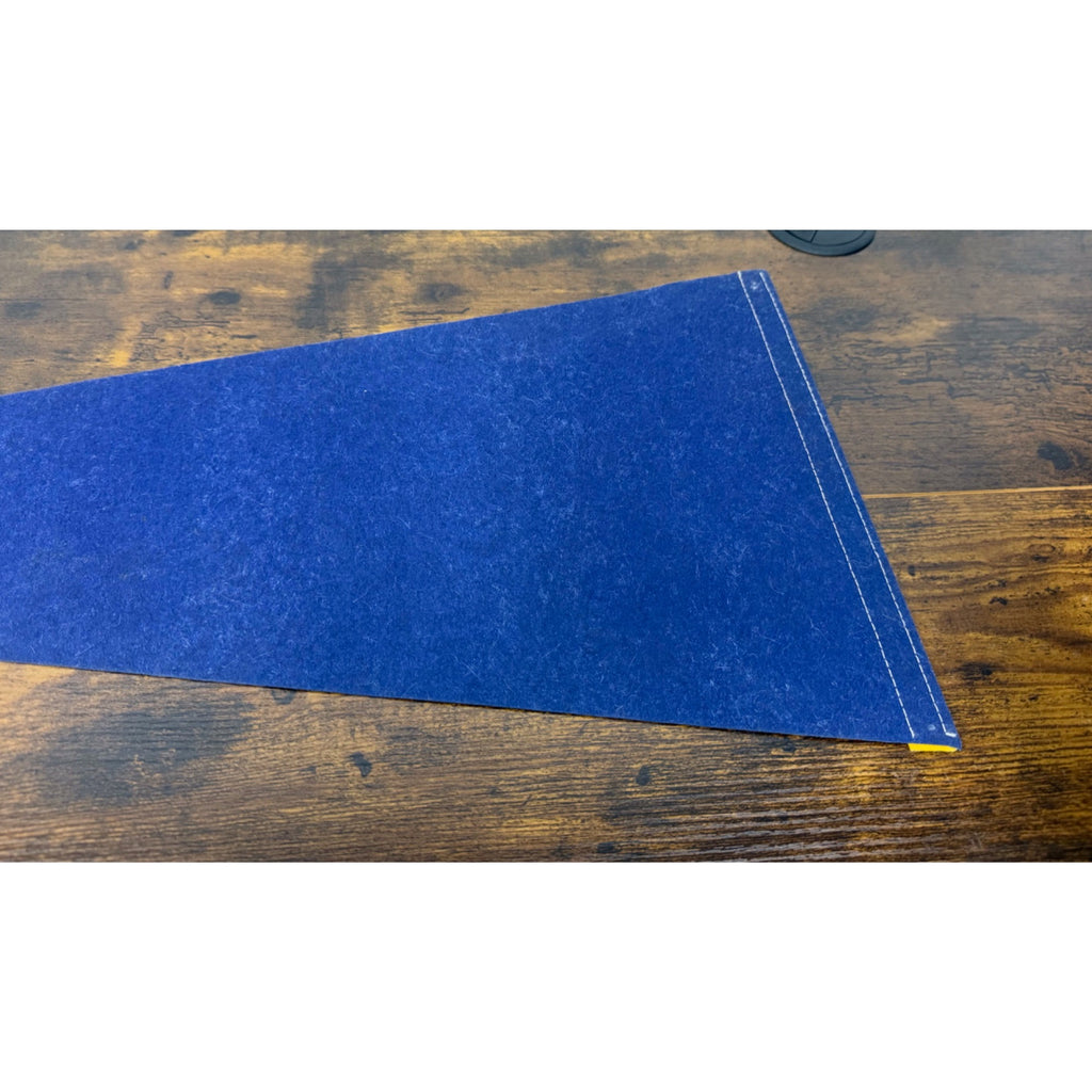 Golden State Warriors Vintage Felt Pennant NBA Basketball Memorabilia