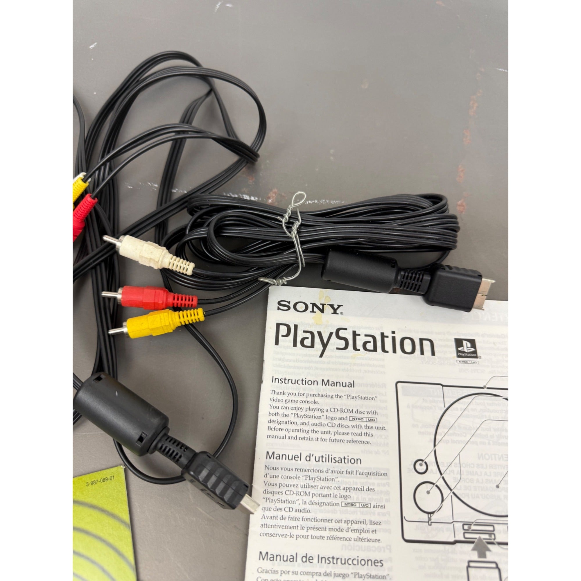 Sony PlayStation AV Cables & SCPH-7501 Instruction Manuals Bundle