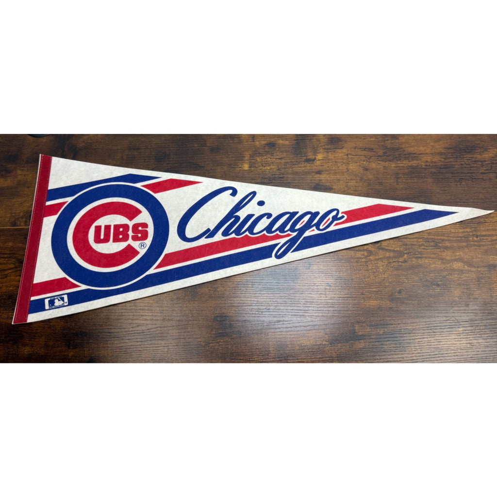 Chicago Cubs MLB Vintage Felt Pennant Triangle Flag 30 inches
