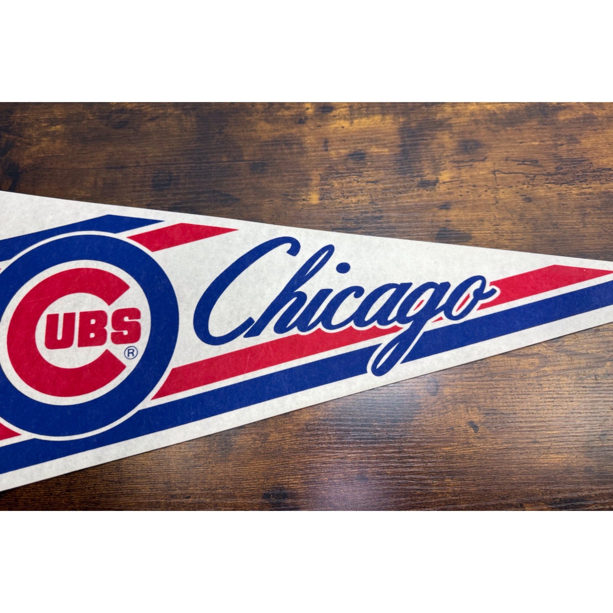 Chicago Cubs MLB Vintage Felt Pennant Triangle Flag 30 inches