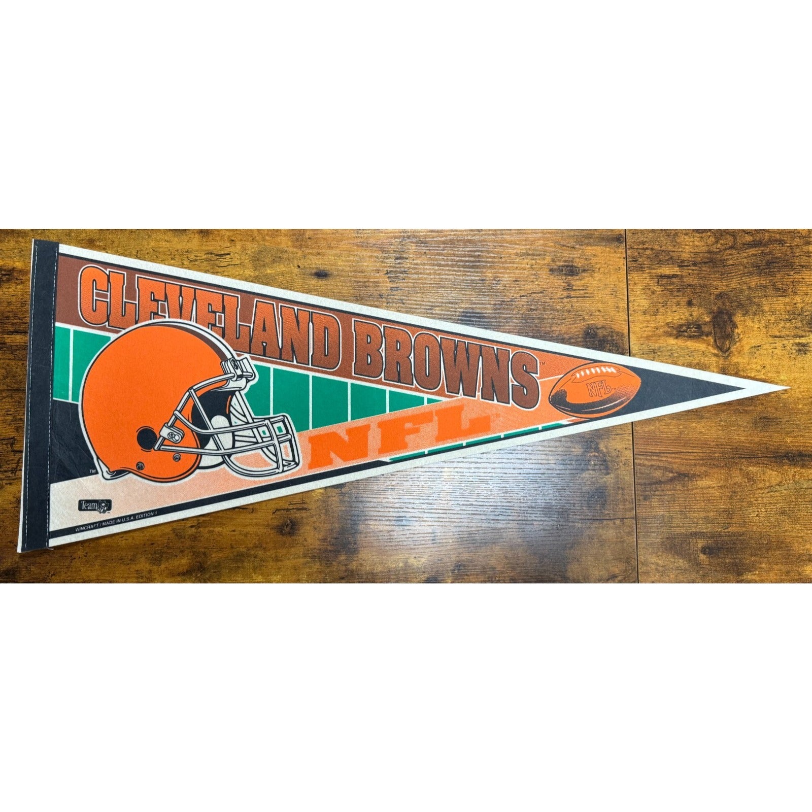 Vintage NFL Cleveland Browns pennant Made in USA edition #1