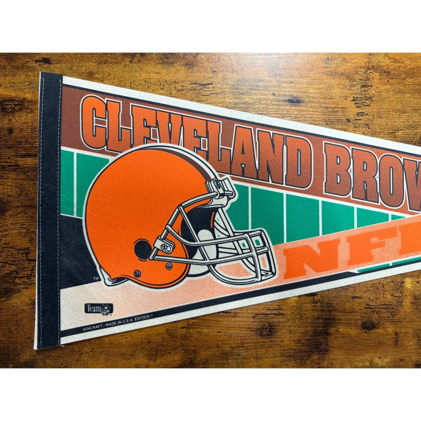 Vintage NFL Cleveland Browns pennant Made in USA edition #1