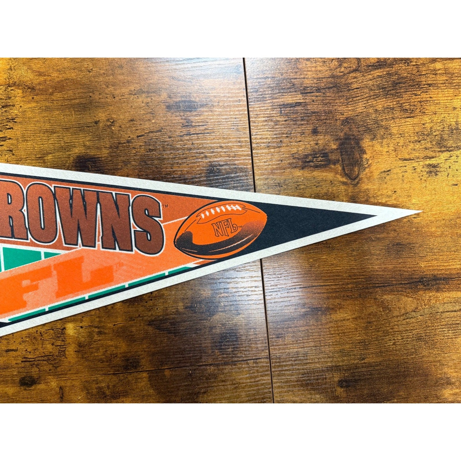 Vintage NFL Cleveland Browns pennant Made in USA edition #1