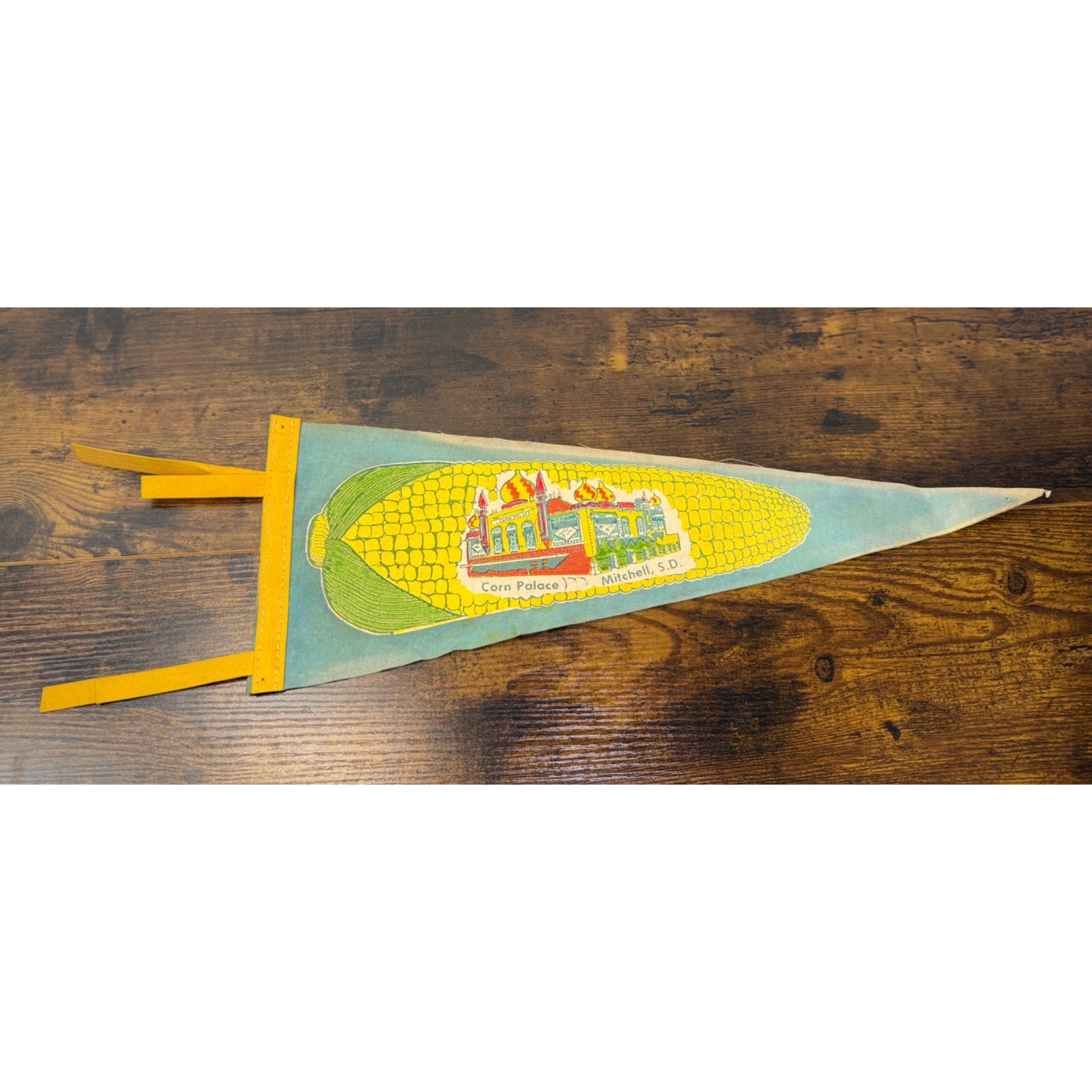 Vintage Mitchell South Dakota Corn Palace Souvenir Felt Pennant With Yellow Ties