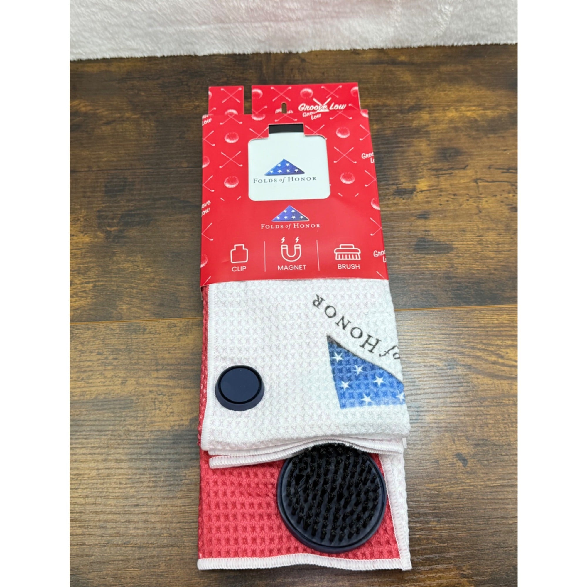 Folds Of Honor Groove Low Golf Towel With Clip Magnet & Brush - Red/White