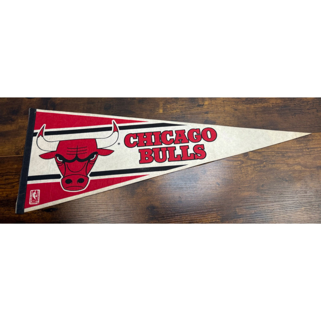 Vintage Chicago Bulls NBA Licensed Felt Pennant Classic Bull Logo 30 inches