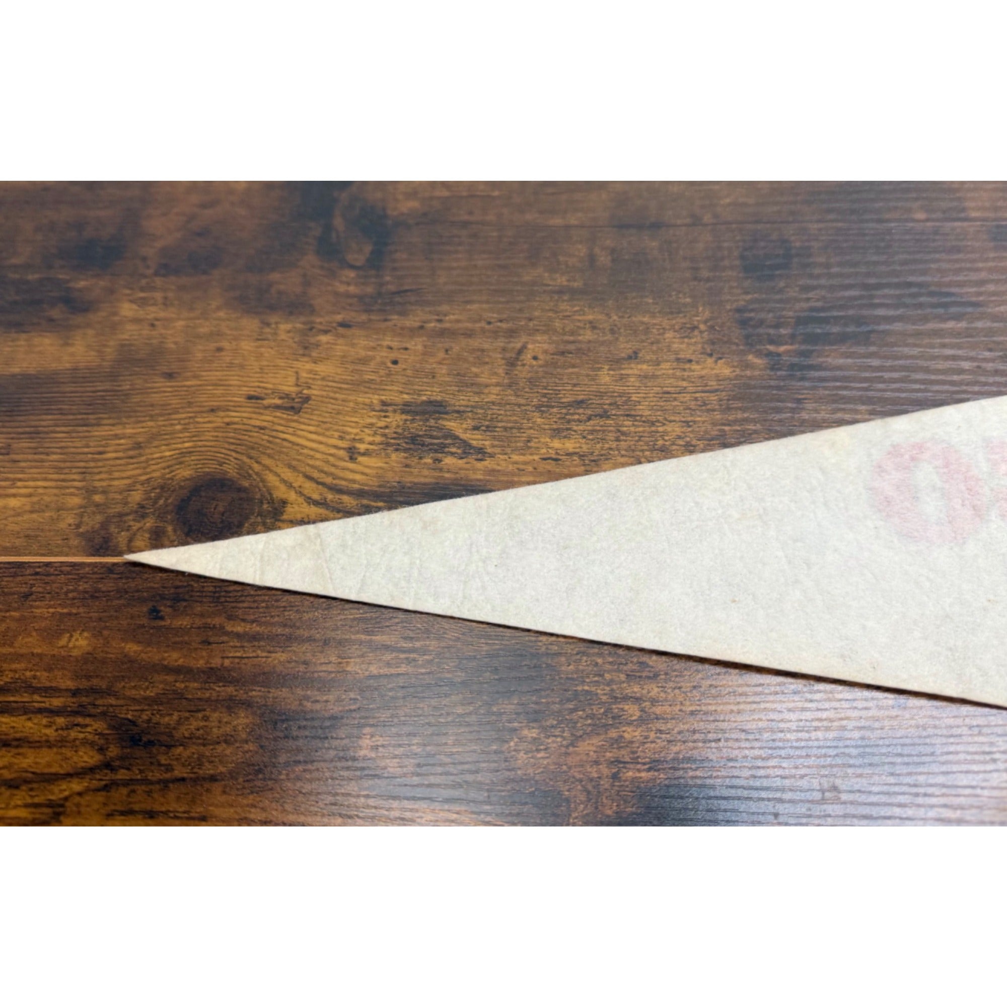 Vintage Chicago Bulls NBA Licensed Felt Pennant Classic Bull Logo 30 inches
