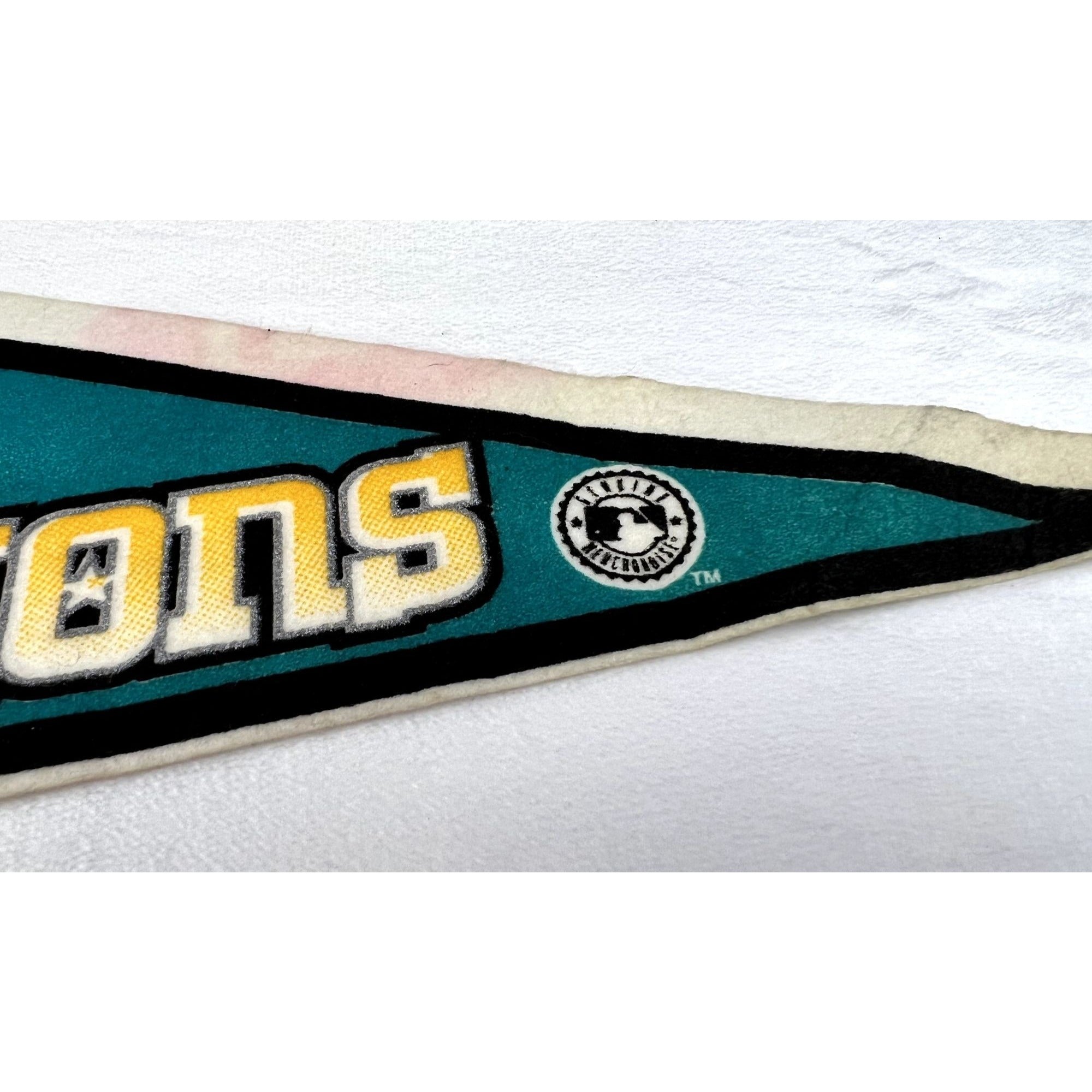 Vintage 1997 Florida Marlins National League Champions World Series pennant