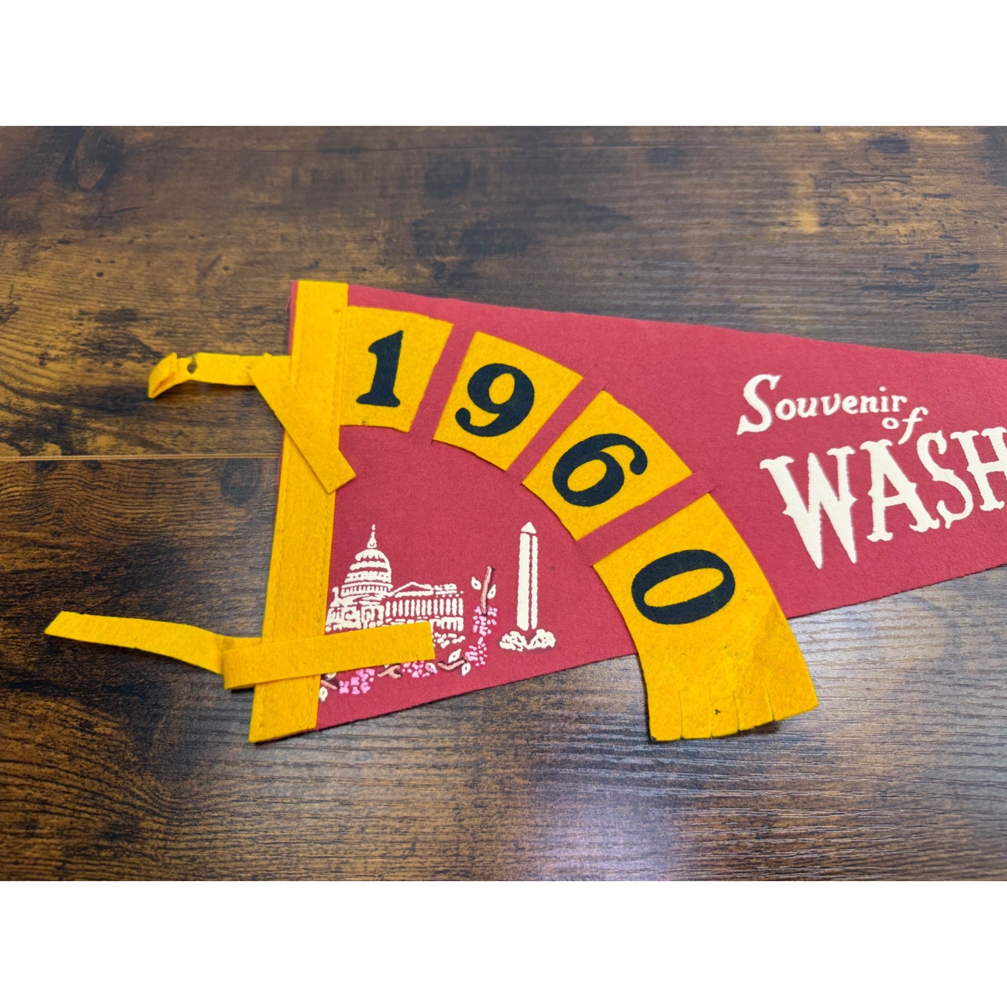 Vintage 1960 Washington D.C. Souvenir Felt Pennant 18 inches