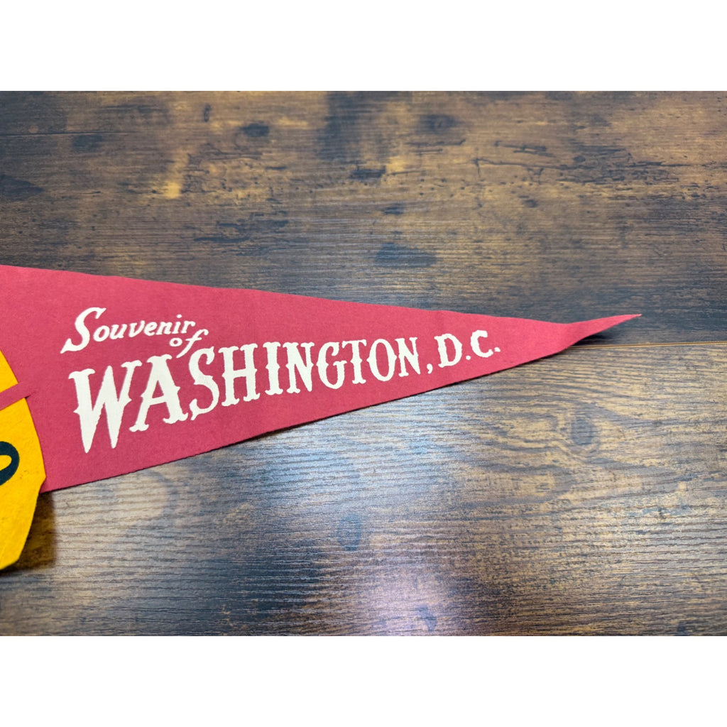Vintage 1960 Washington D.C. Souvenir Felt Pennant 18 inches