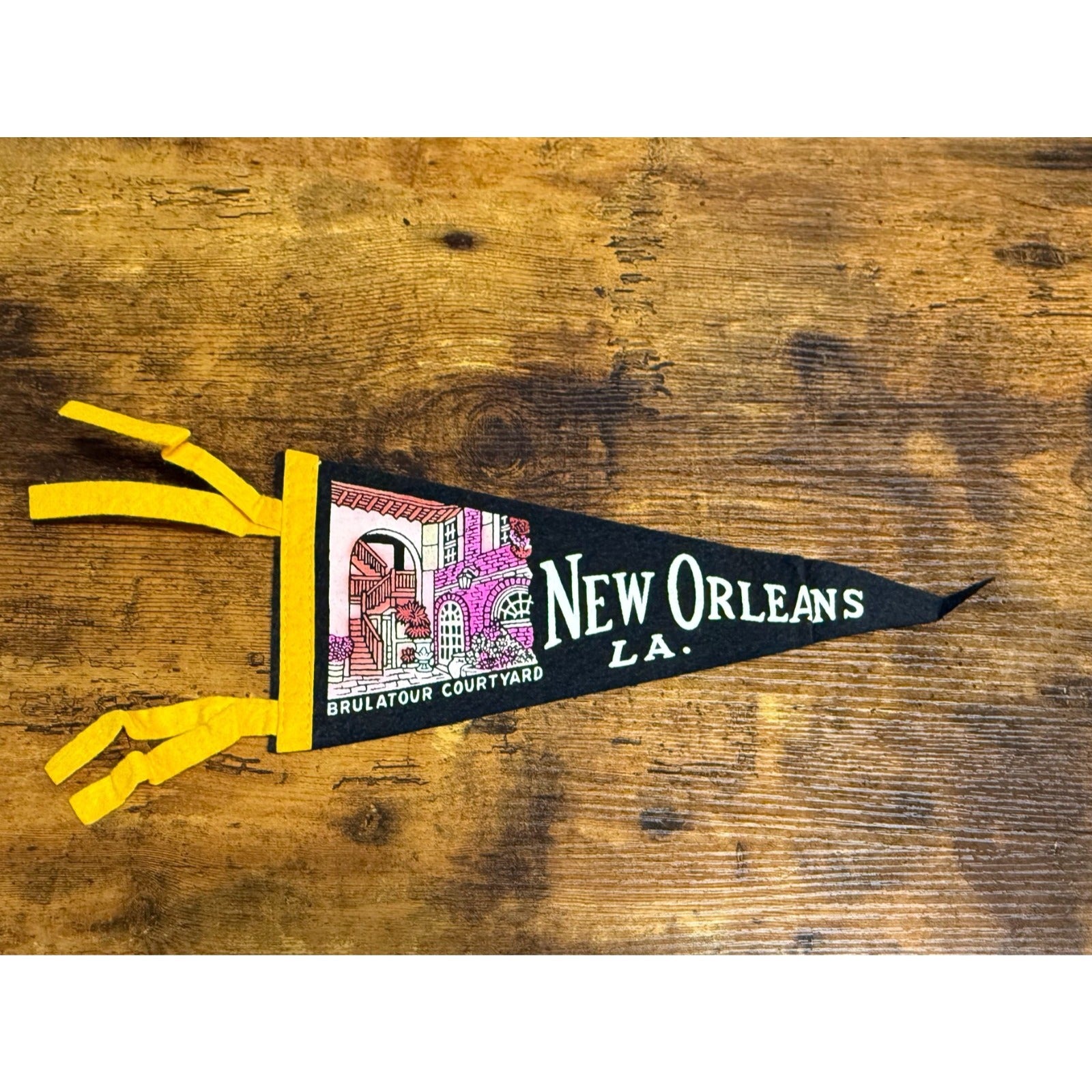 Vintage New Orleans, LA pennant