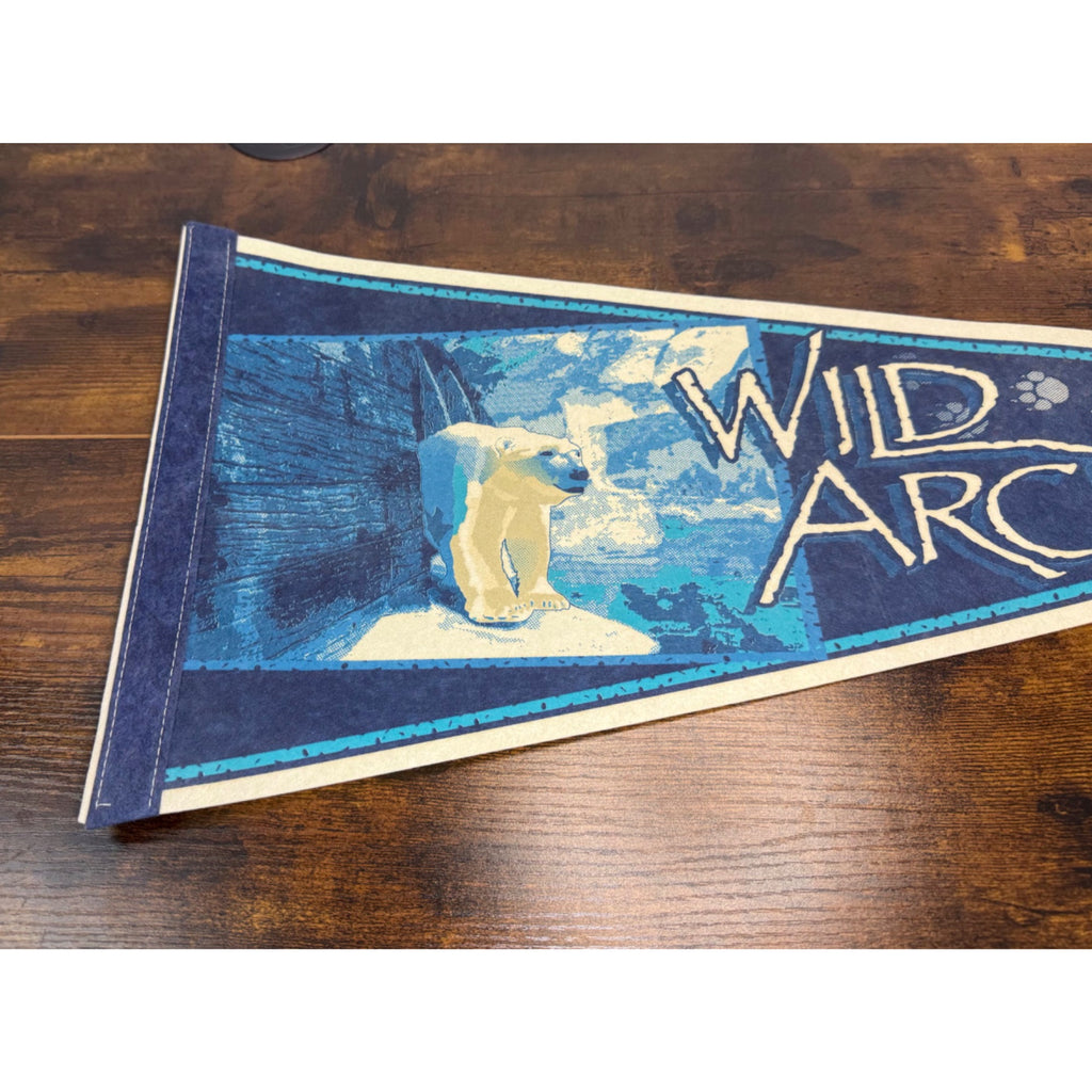 Vintage Wild Arctic Polar Bear Pennant