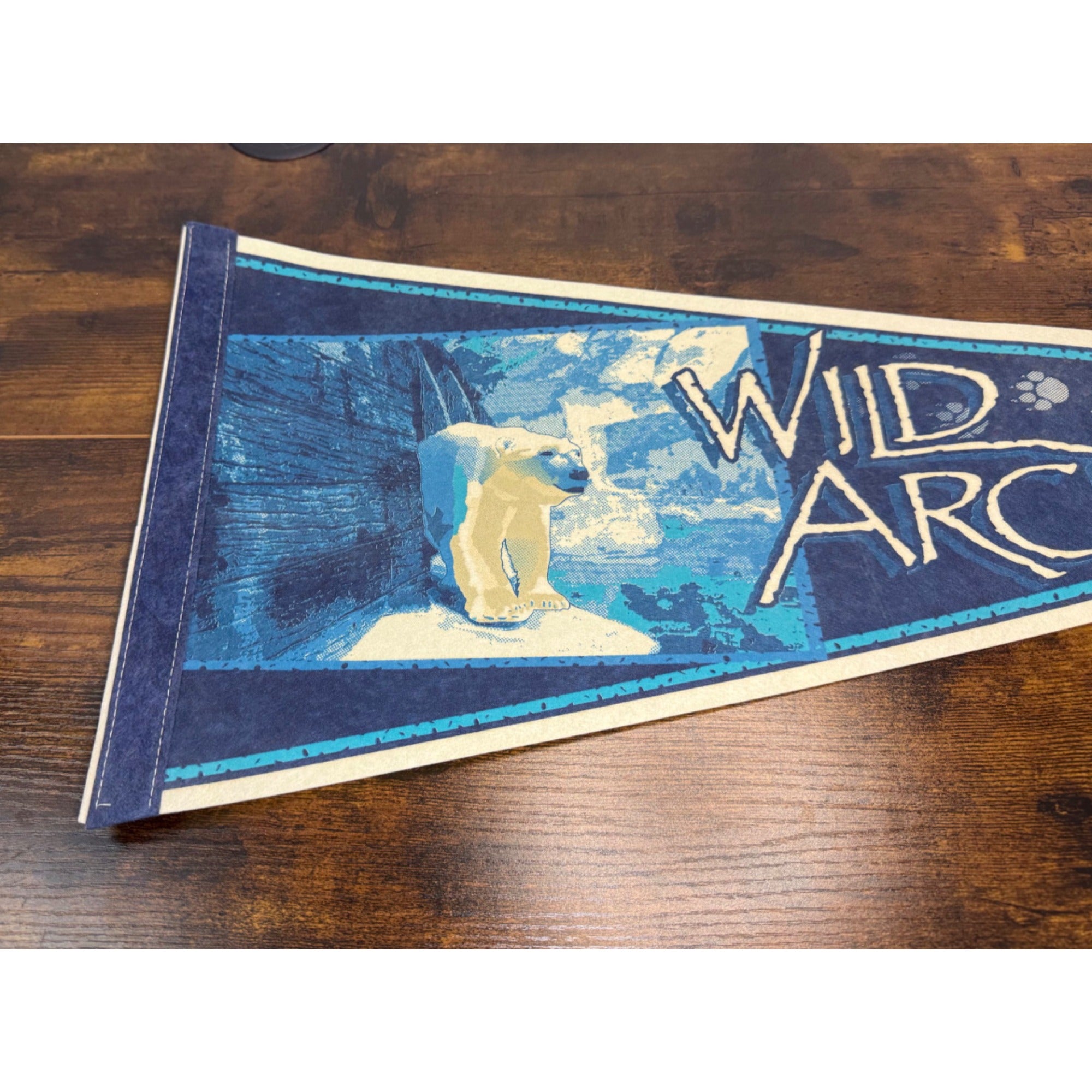 Vintage Wild Arctic Polar Bear Pennant