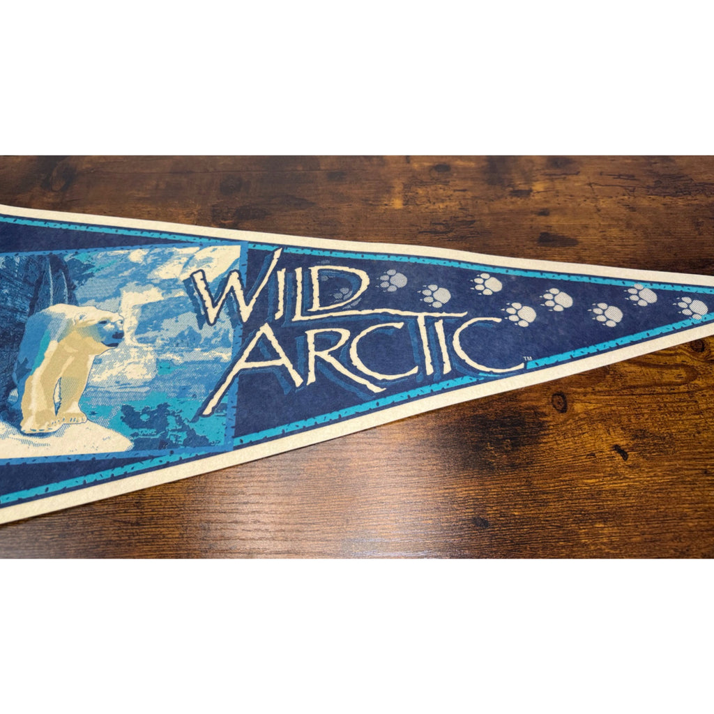 Vintage Wild Arctic Polar Bear Pennant