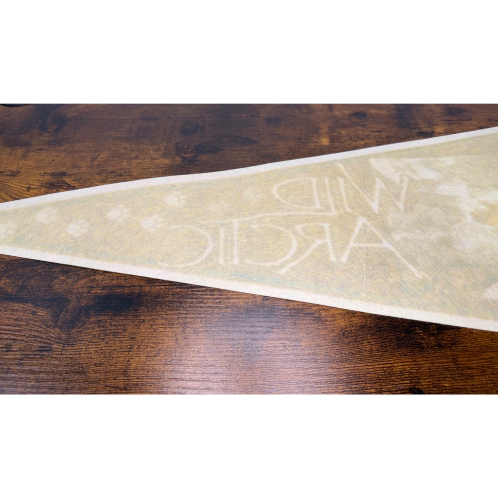 Vintage Wild Arctic Polar Bear Pennant