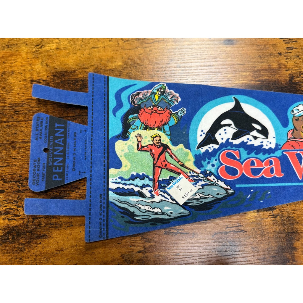 Vintage Sea World pennant